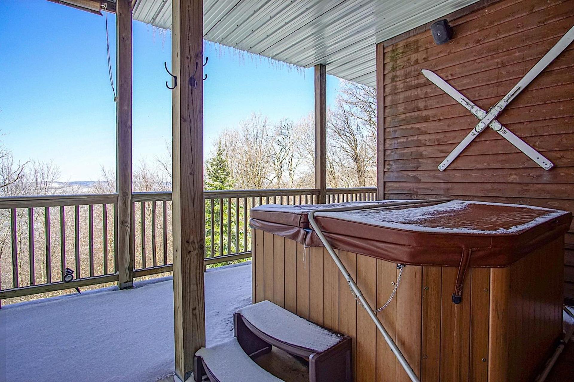 Top property on Snowshoe Mountain North Westridge 32 is as magnificent as its western views!
