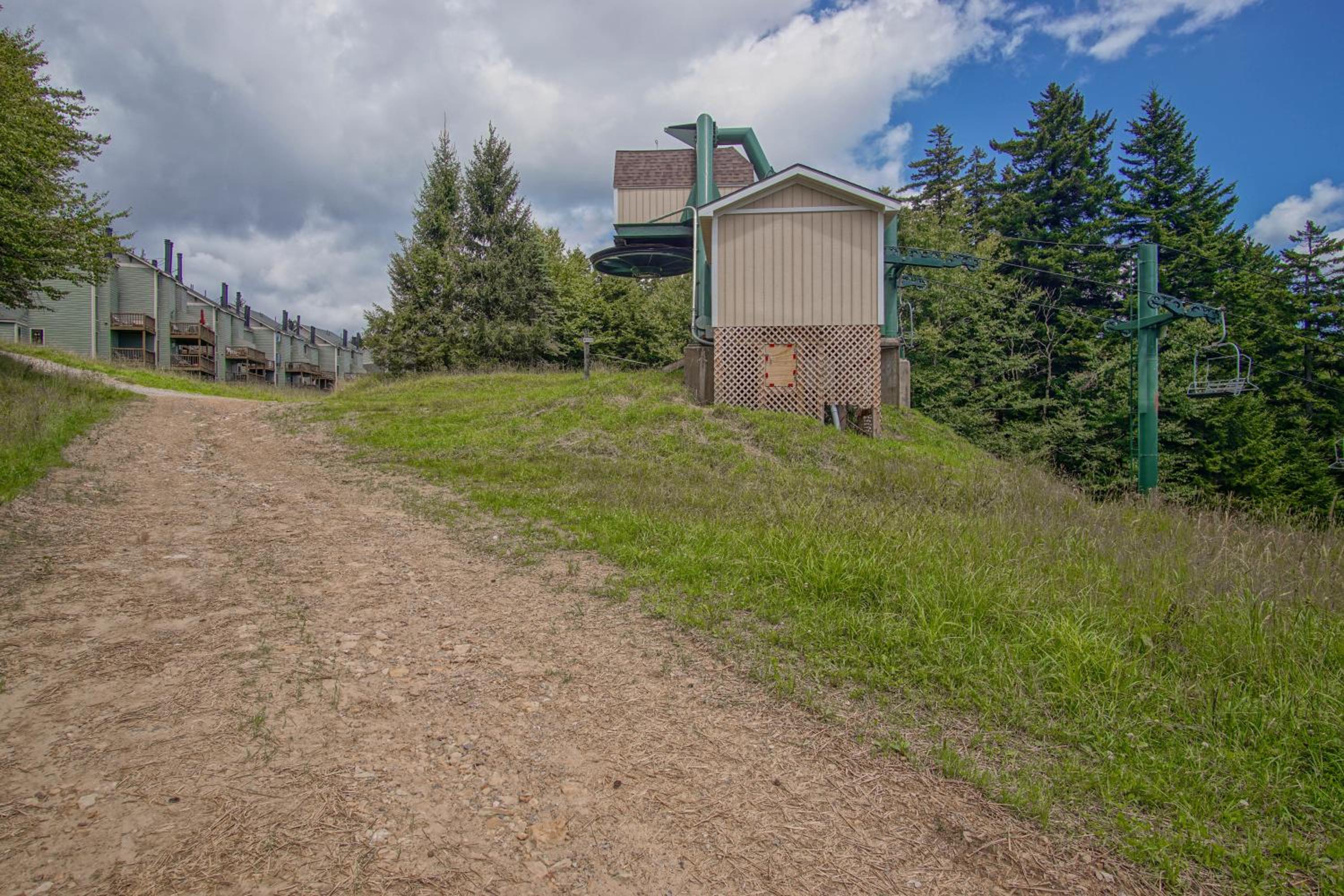 Powderidge 1 Hideaway Slope Side