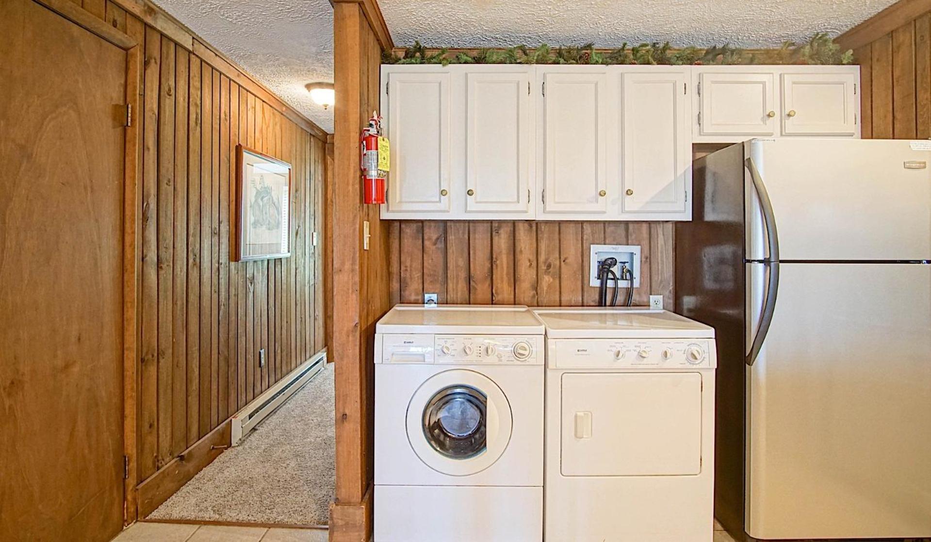 Wabasso 10 Ski Hideaway outside your door 2 Br Spacious Balcony