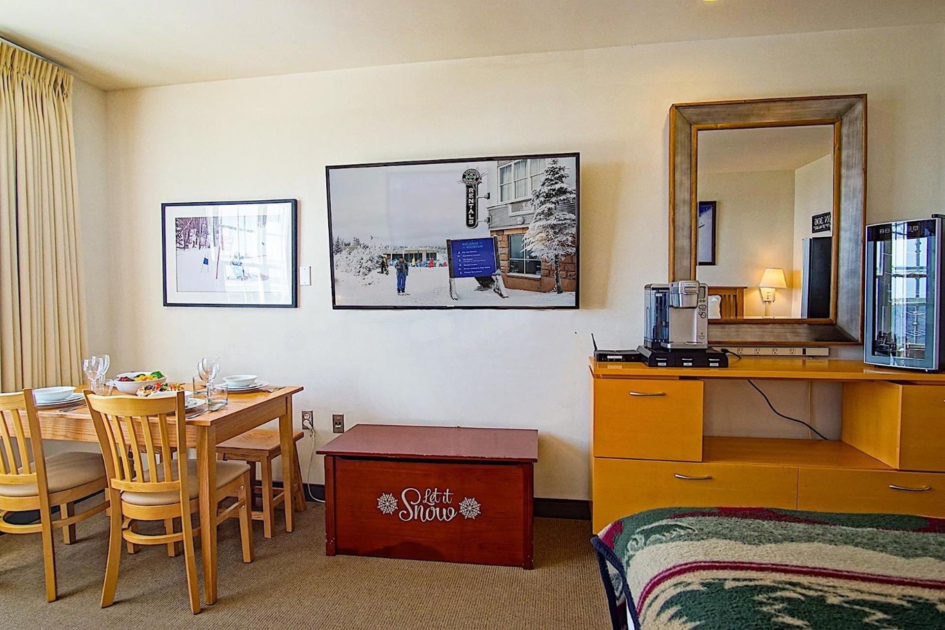 Expedition Station #306: Slope Side - For couples or W/ young children