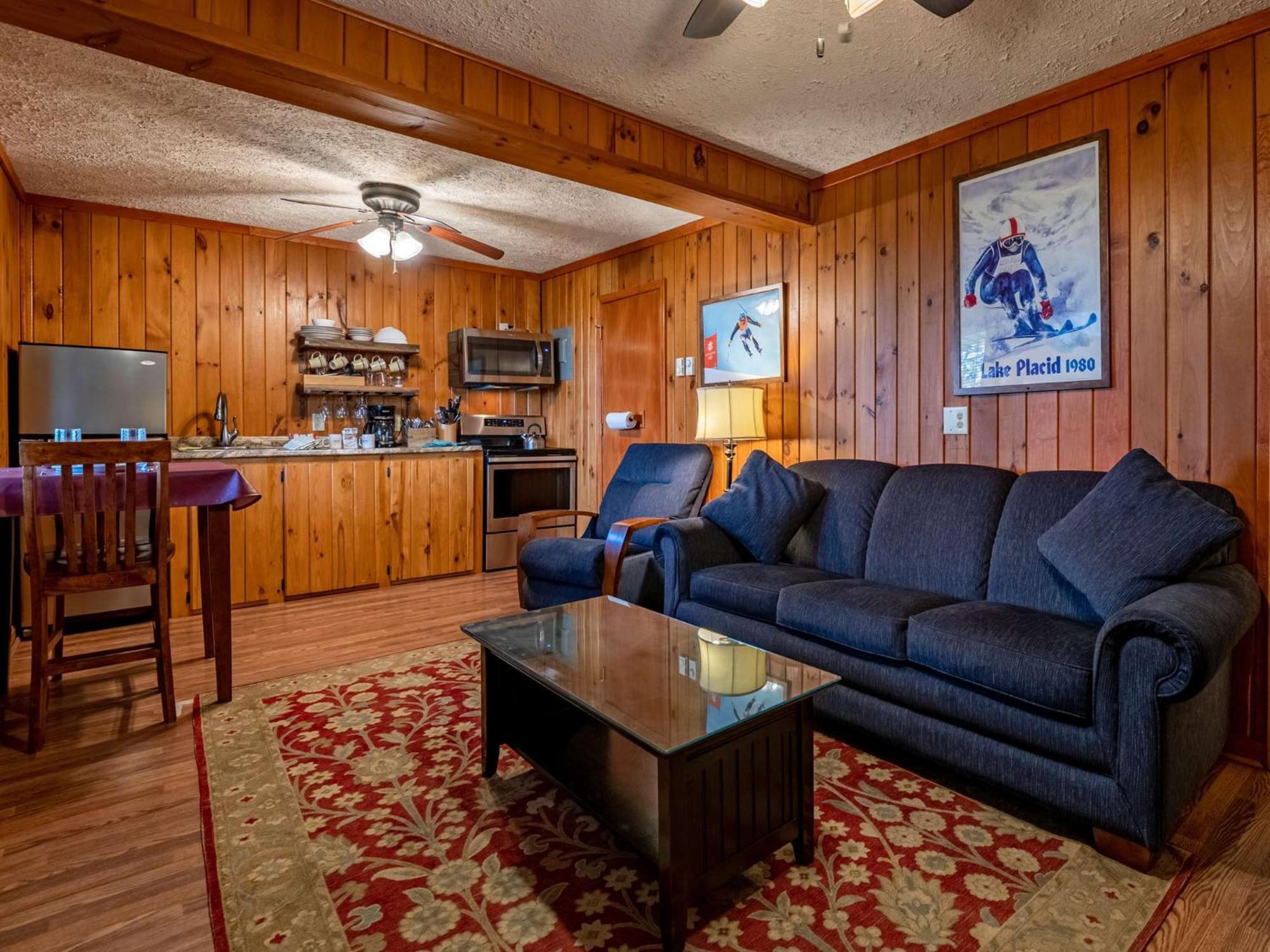 Stemwinder 6B 1 Bedroom, 1 Full Bath, Slope Side