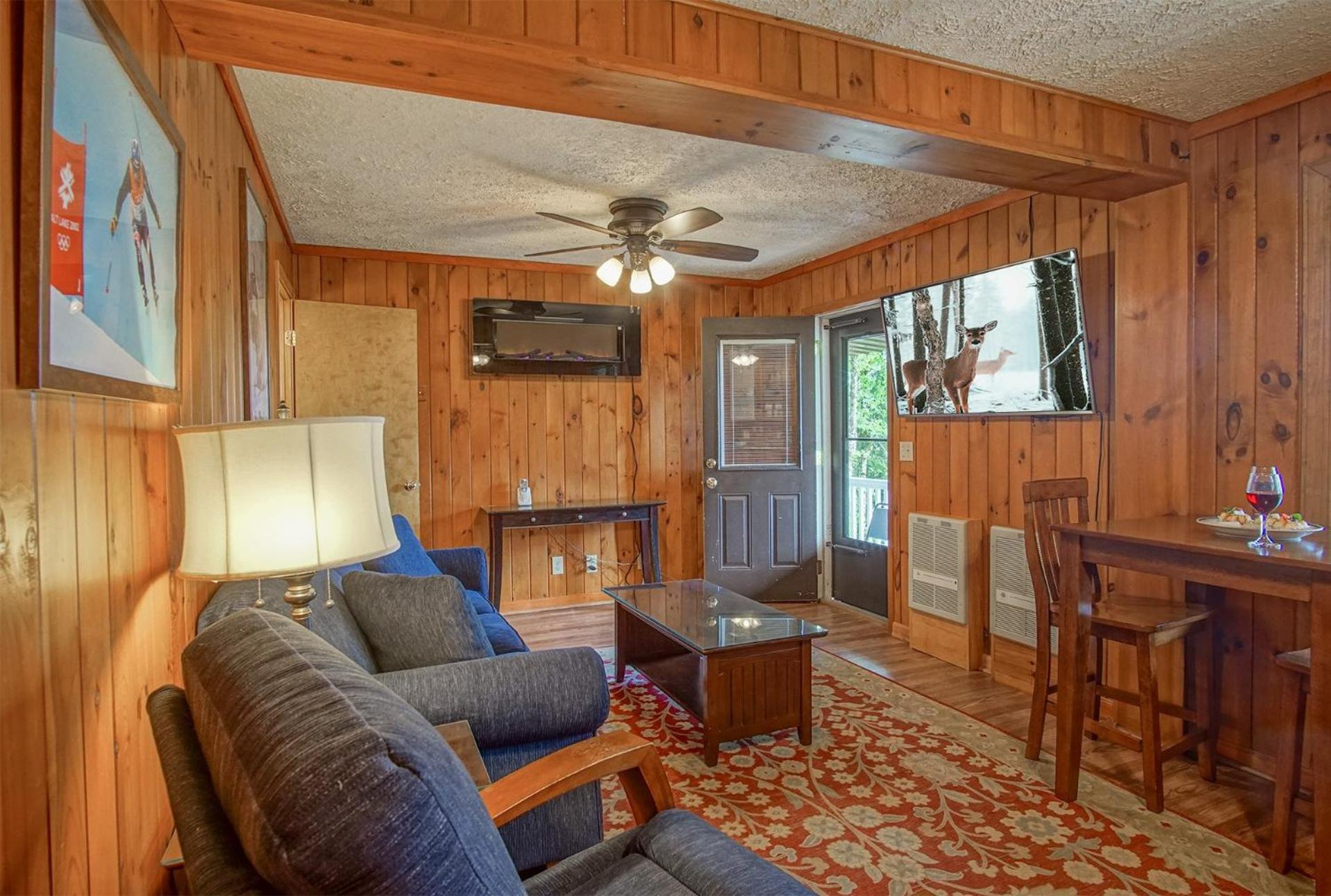 Stemwinder 6B 1 Bedroom, 1 Full Bath, Slope Side