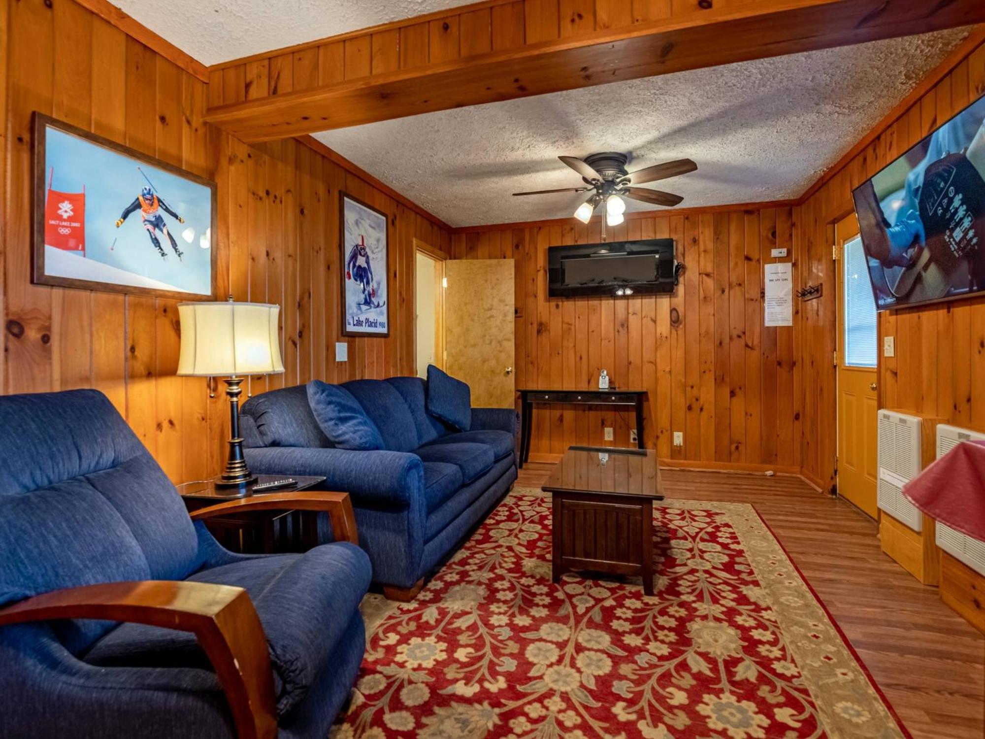 Stemwinder 6B 1 Bedroom, 1 Full Bath, Slope Side