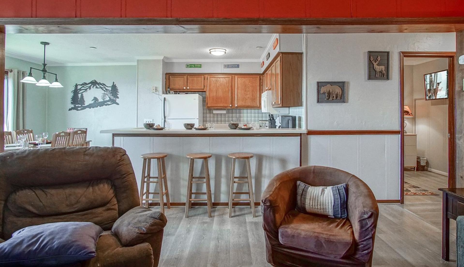 Summit 304B 3 Bedrooms 2 Full Baths