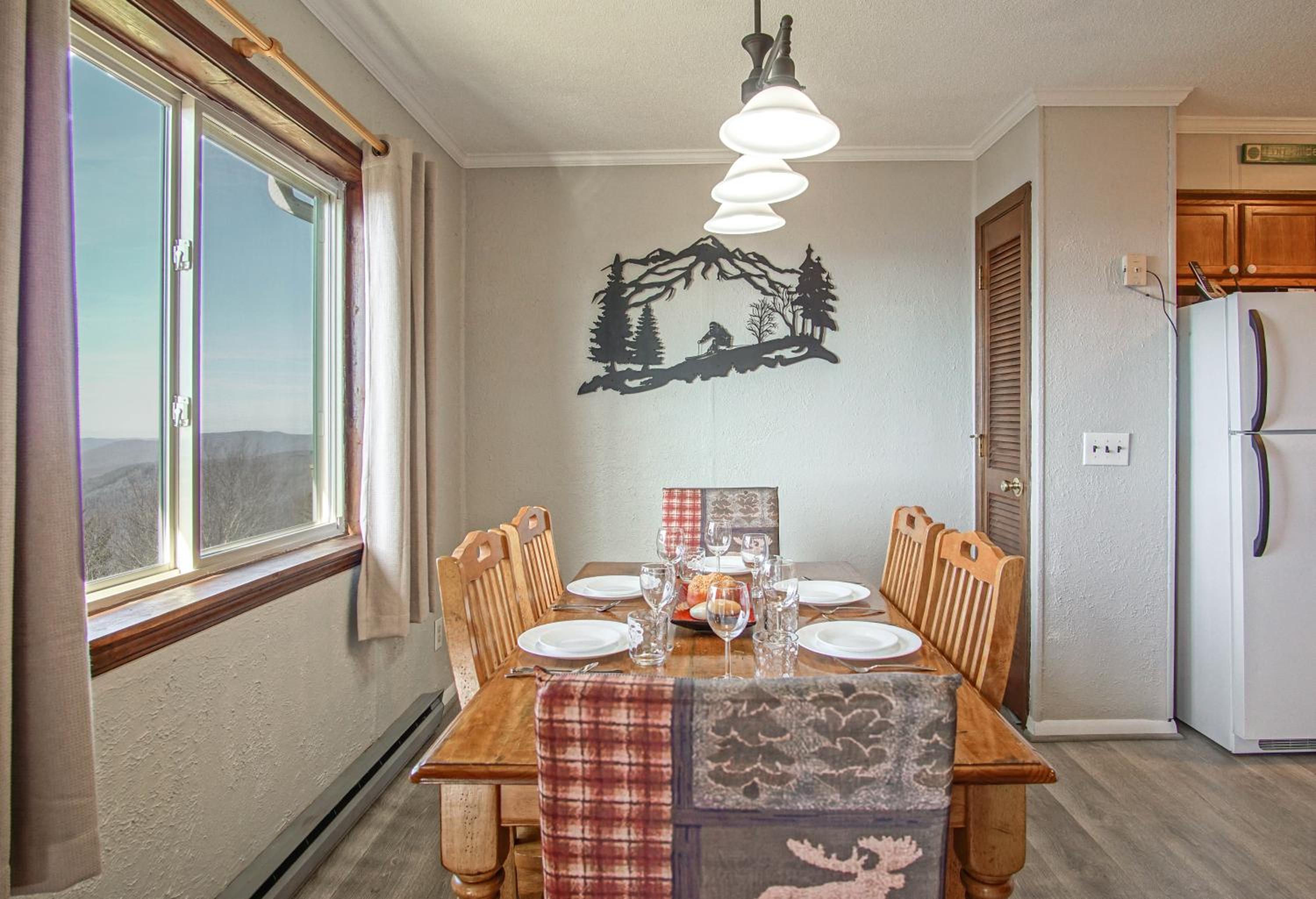 Summit 304B 3 Bedrooms 2 Full Baths