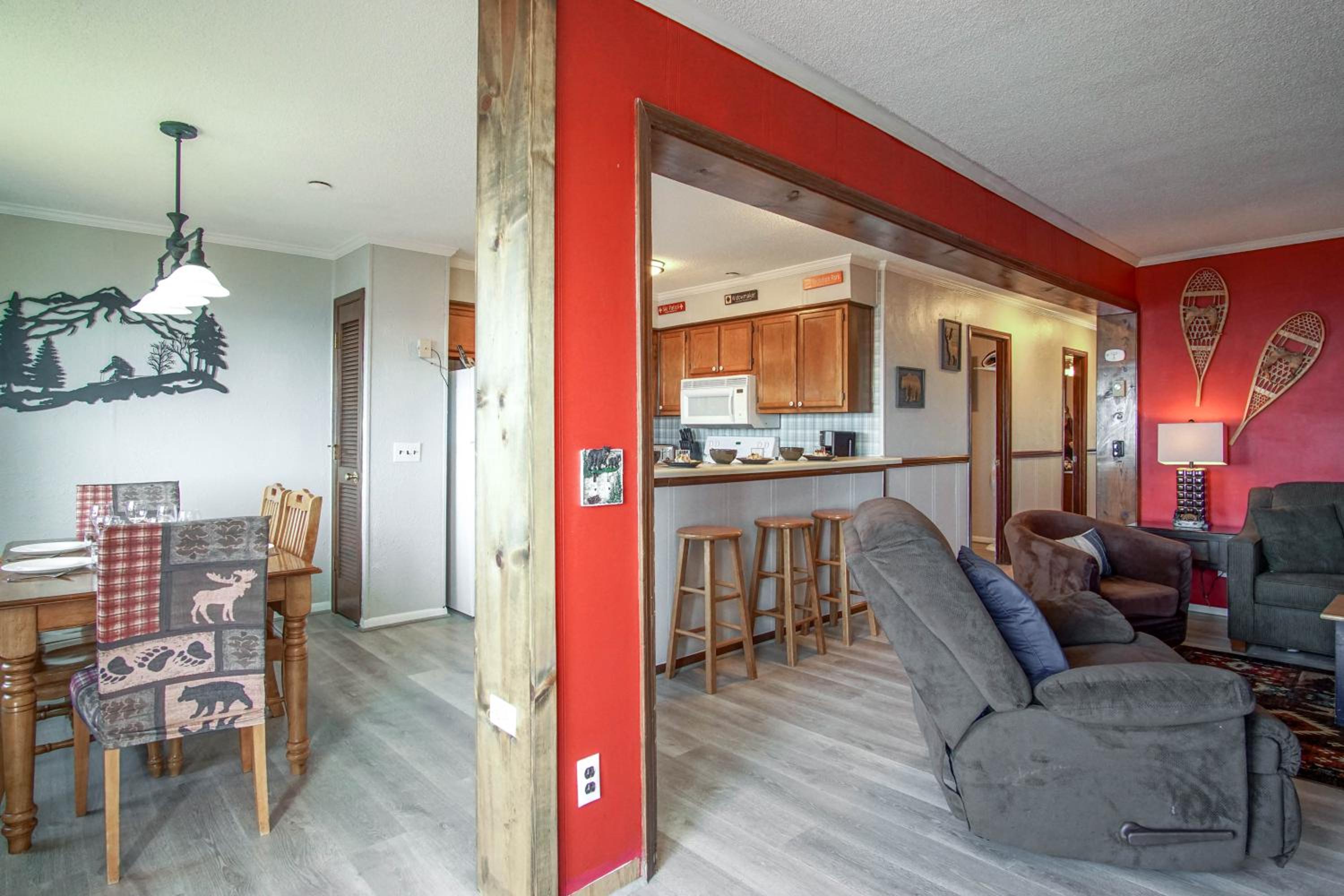 Summit 304B 3 Bedrooms 2 Full Baths