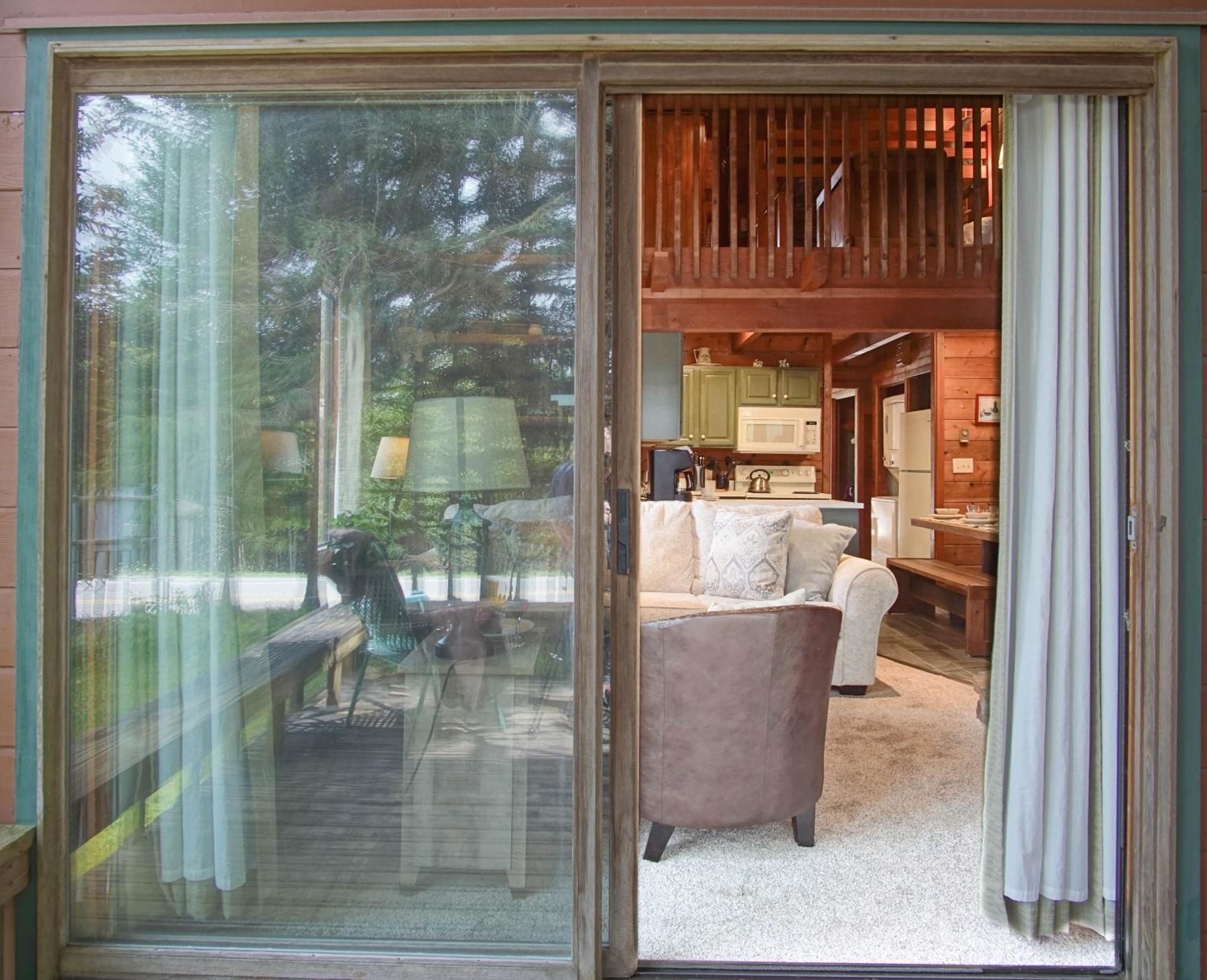 Powder Monkey 4: 2 Bedrooms Plus Sleeping Loft, 2 Full Baths: Slope Side