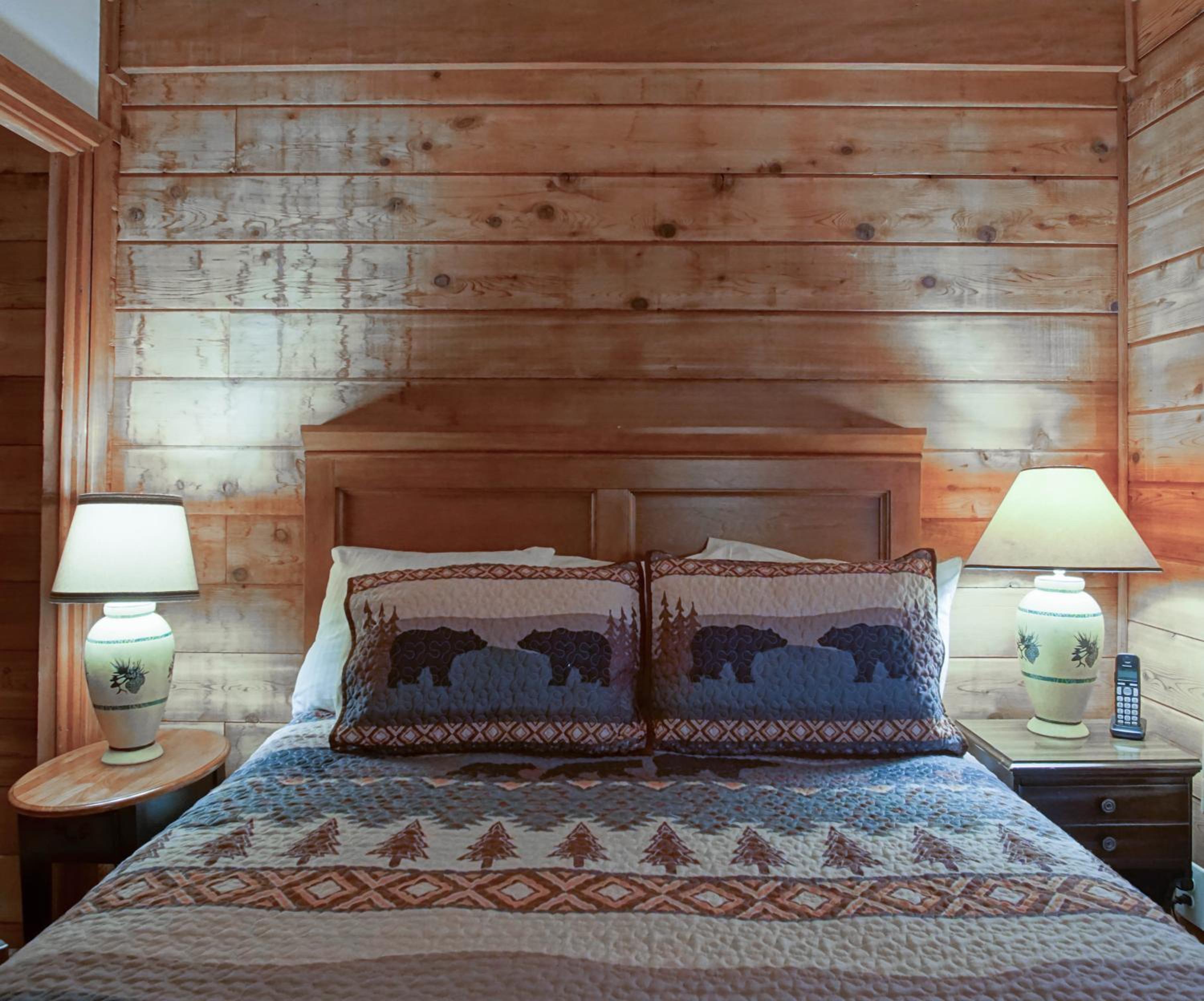 Powder Monkey 4: 2 Bedrooms Plus Sleeping Loft, 2 Full Baths: Slope Side