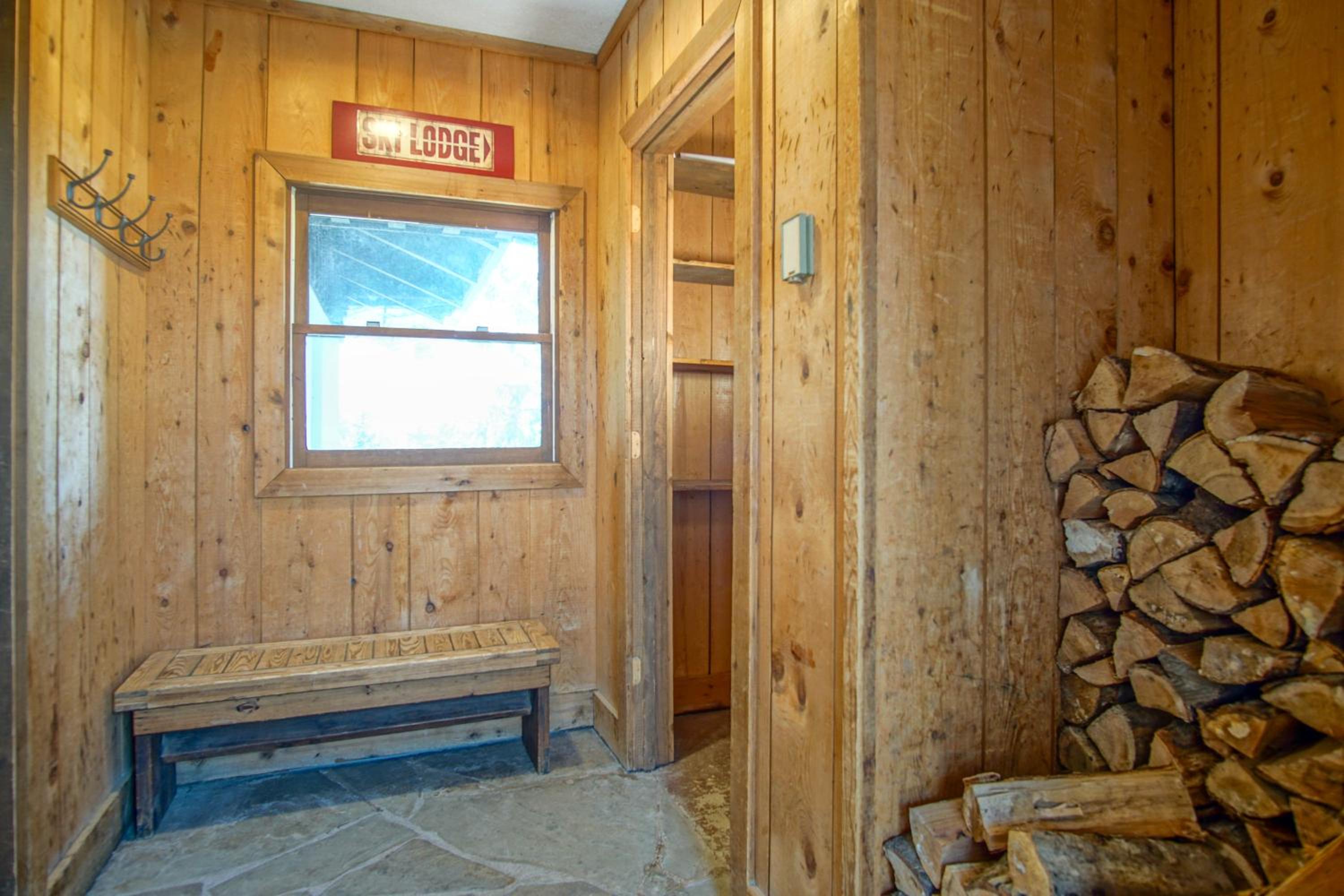 Fall Retreat | Whistlepunk 1 Slope Side 3BR
