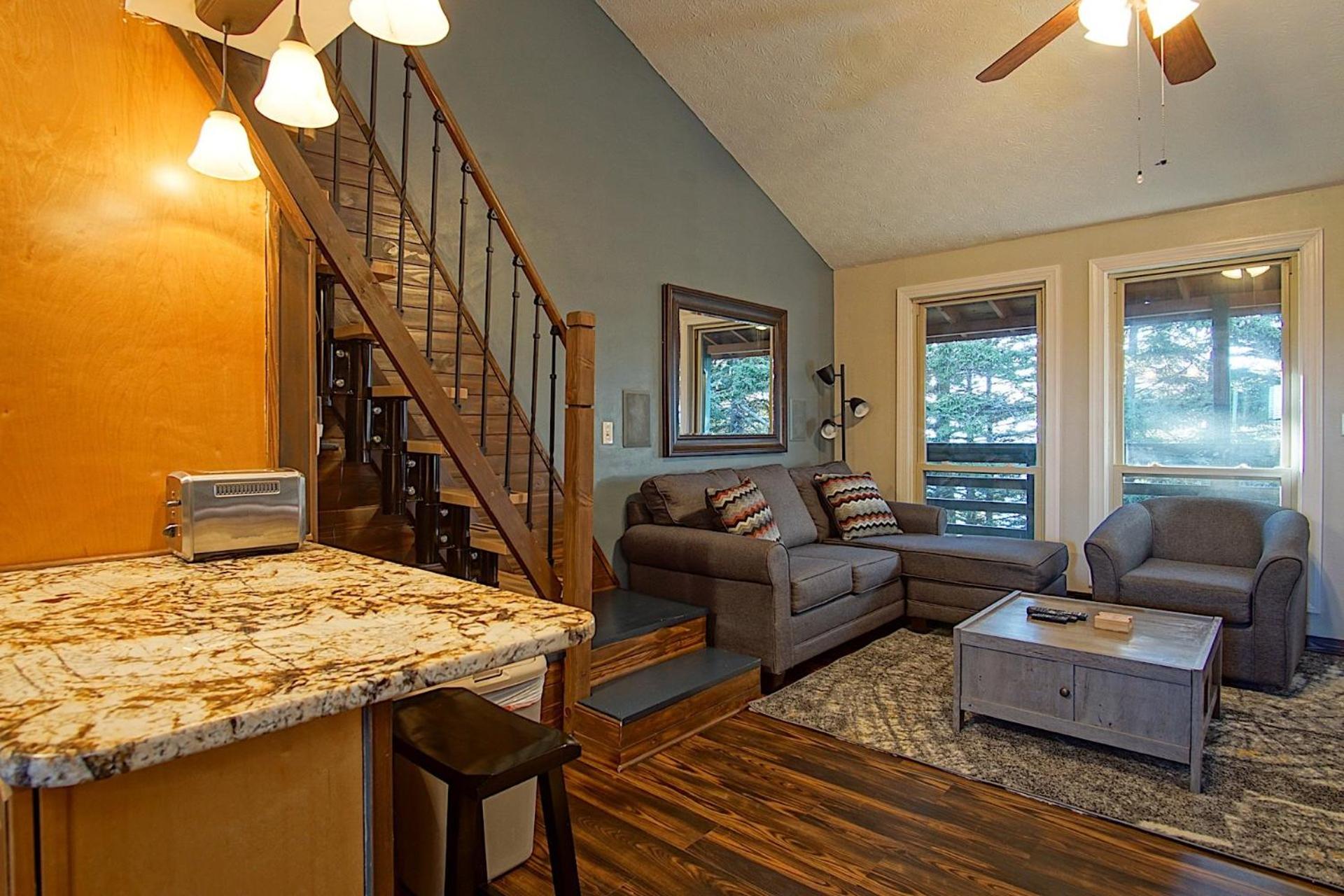 Mountain Crest 35 The Tree House at Snowshoe Superb And Comfy Sleeps 6