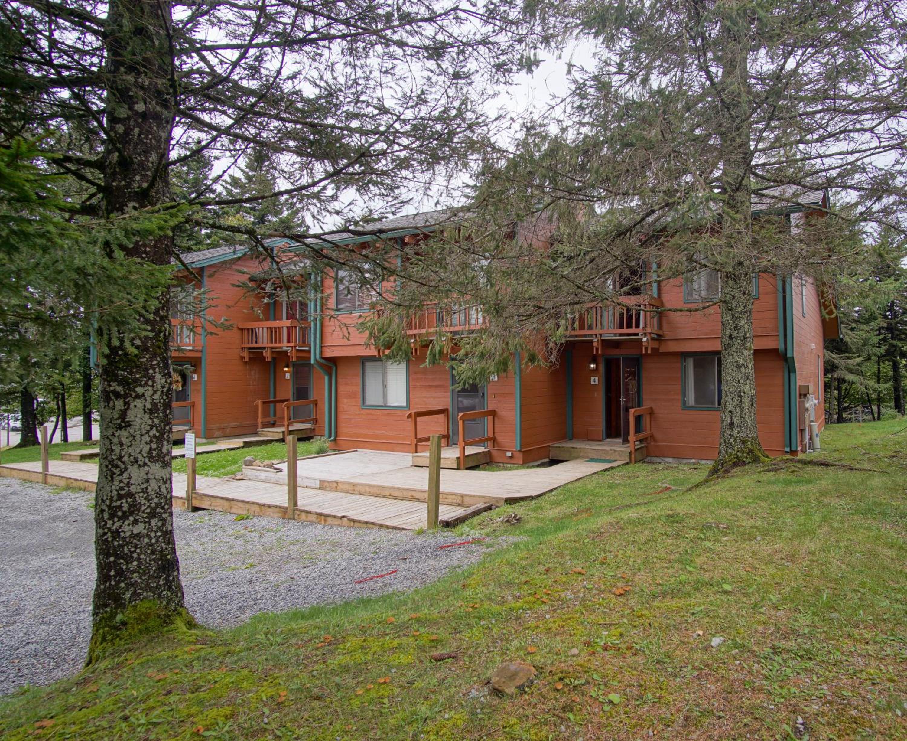 Powder Monkey 4: 2 Bedrooms Plus Sleeping Loft, 2 Full Baths: Slope Side