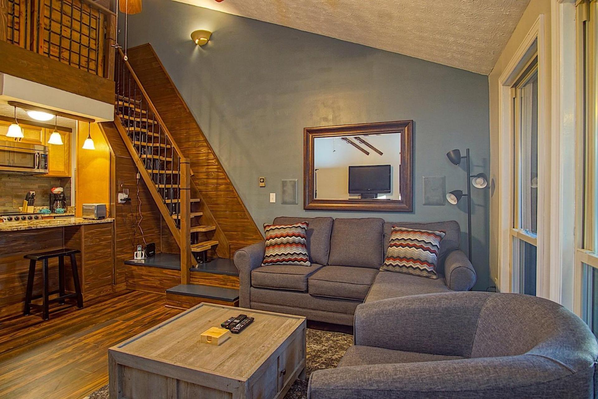 Mountain Crest 35 The Tree House at Snowshoe Superb And Comfy Sleeps 6