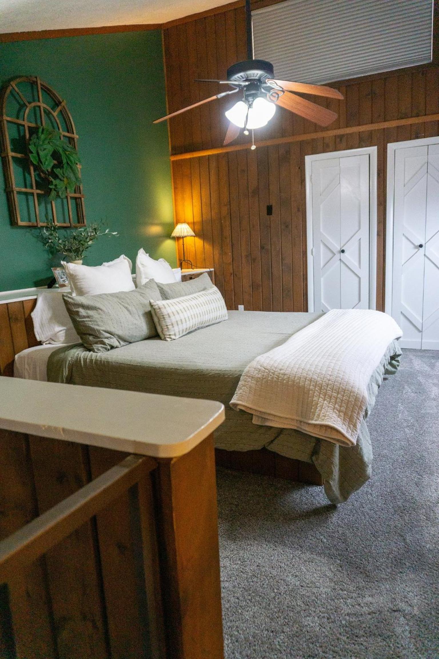 2 Br: Wabasso 5: 2Br, 2 Bath