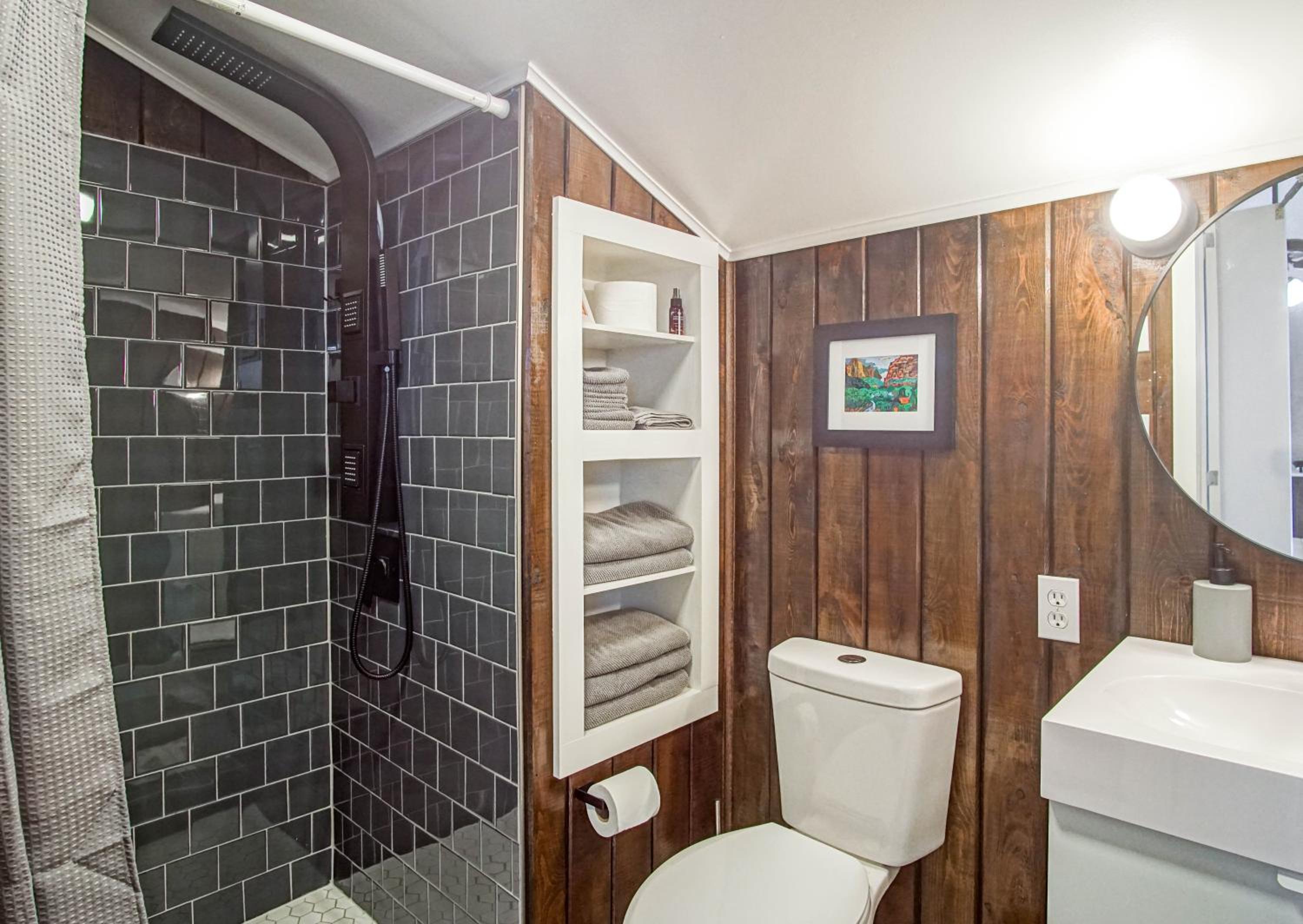 2 Br: Wabasso 5: 2Br, 2 Bath