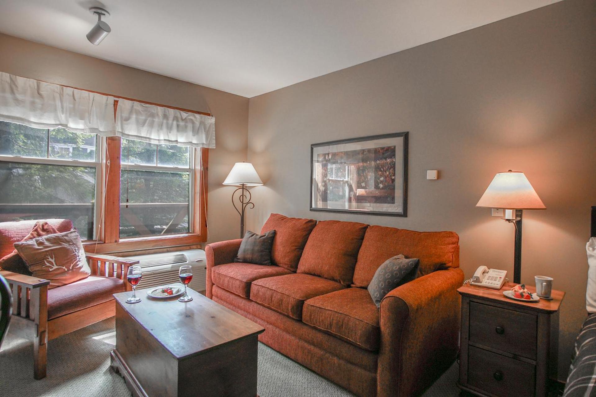 Rimfire 258 Studio - Access to Slope Cozy One Bed and Sofa Sleeper