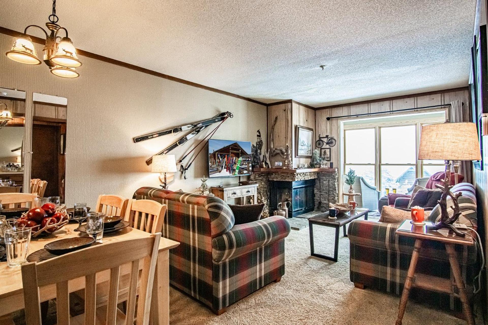 2 Br: SnowCrest 314B: Indoor Hot Tubs Game Room Easy Slope Access