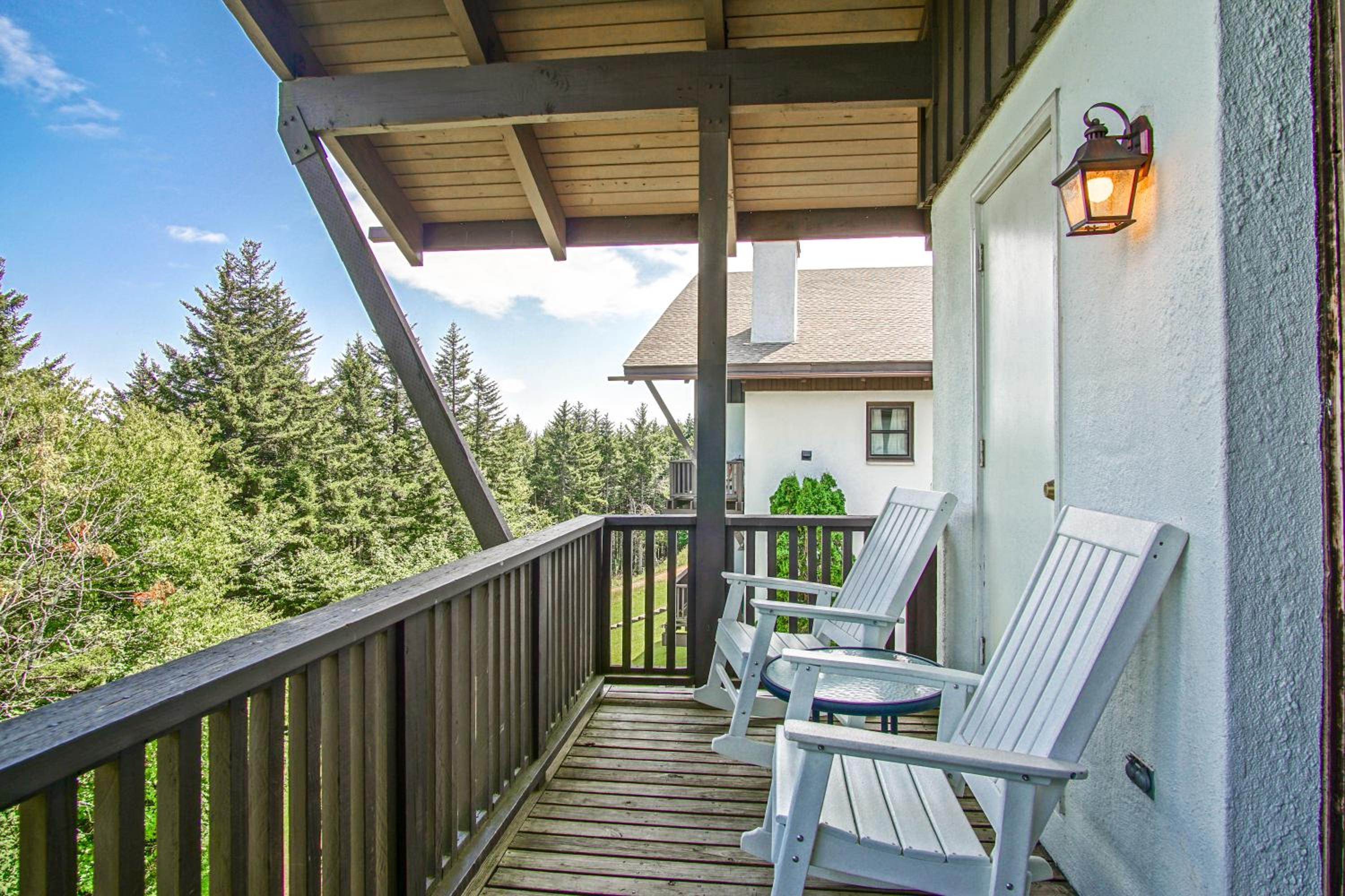 Whistlepunk 13 Spacious 4 Br Condo Slope Side