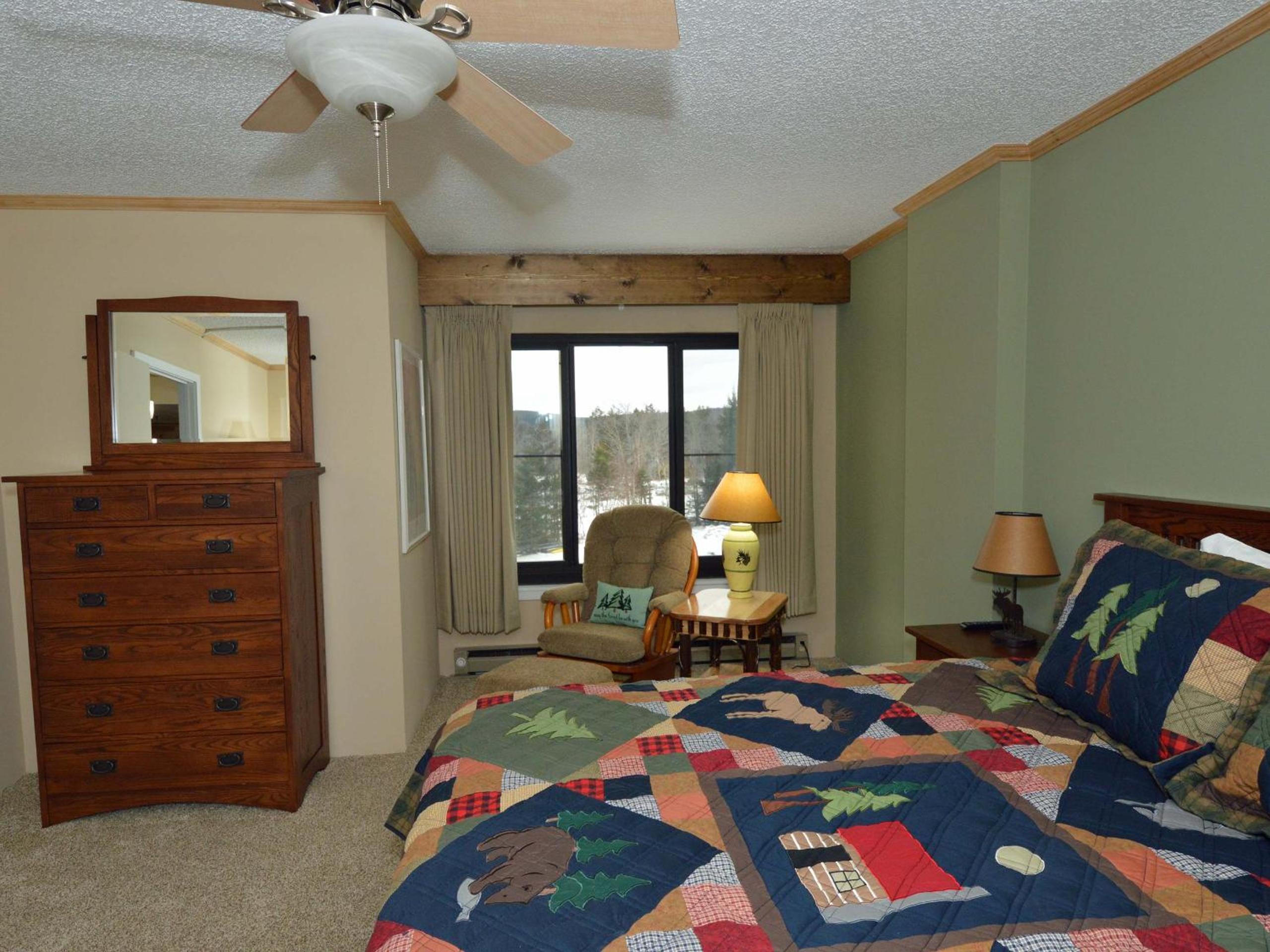 Silvercreek #1215: 2 bedroom, 2 bath Newest, nicest rental in kid friendly Silver Creek