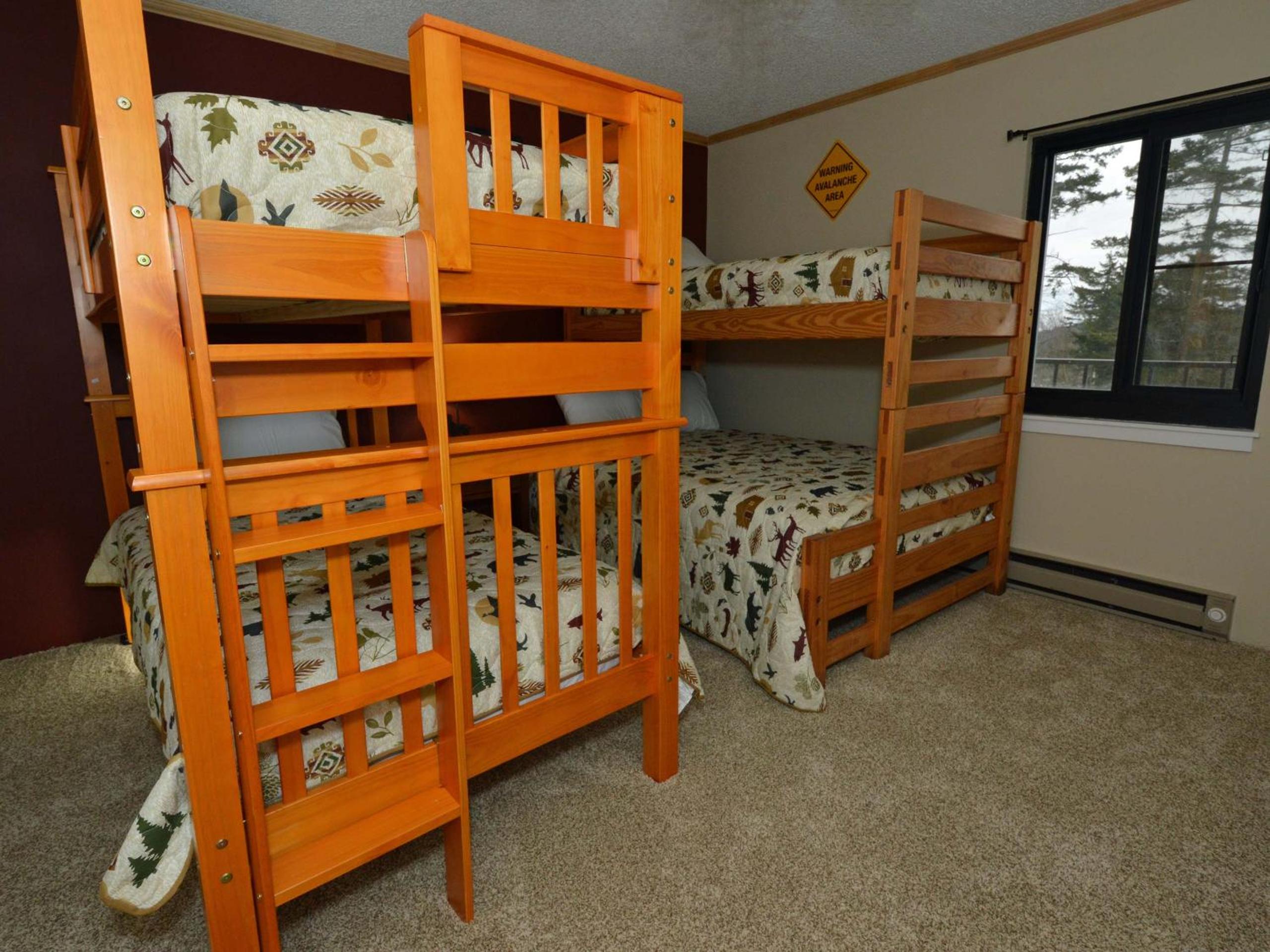 Silvercreek #1215: 2 bedroom, 2 bath Newest, nicest rental in kid friendly Silver Creek