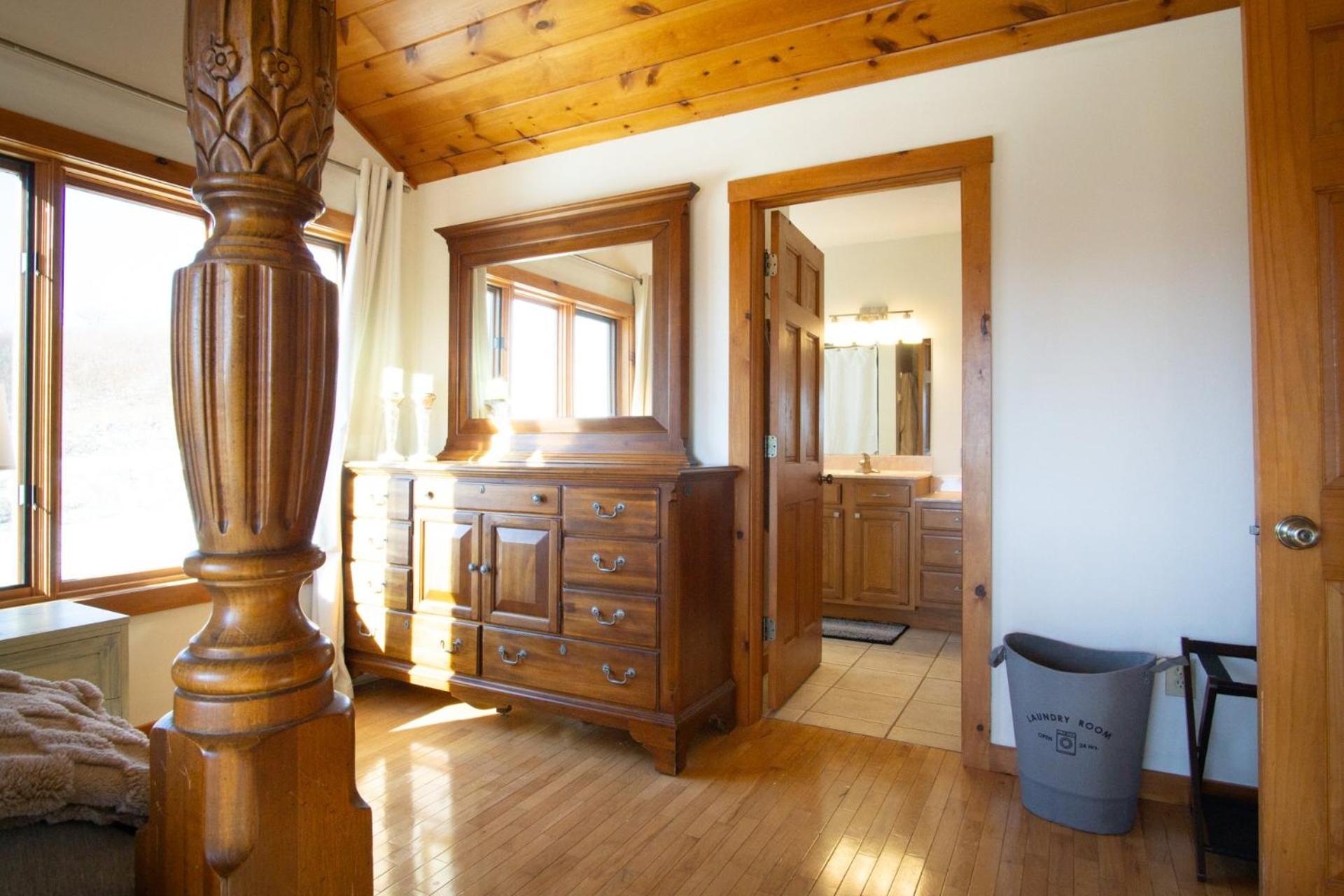 Skywalker Meadow 3 BR Home: True Retreat!