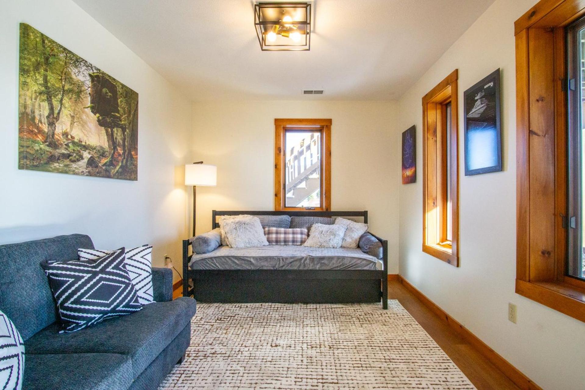 Skywalker Meadow 3 BR Home: True Retreat!