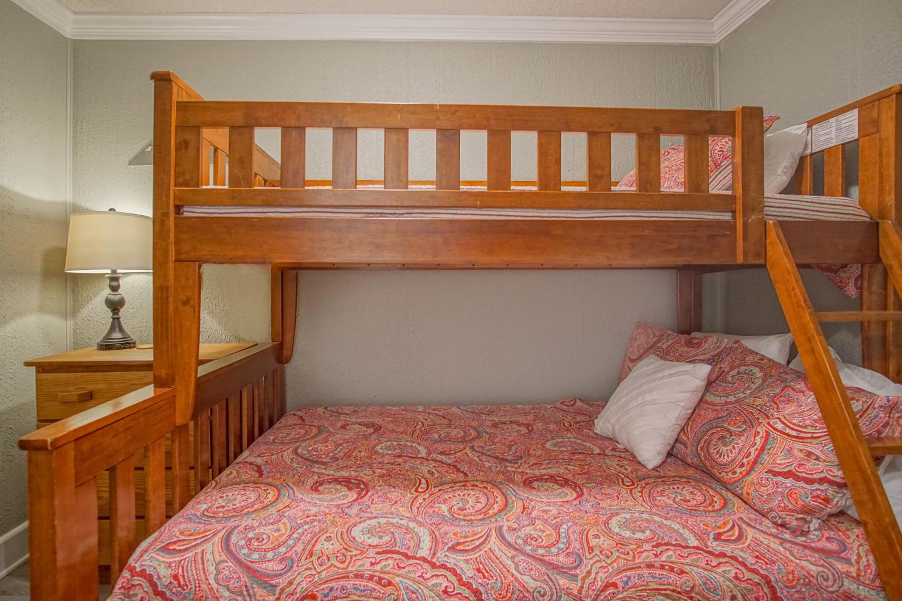 Summit 107B 3Br Condo