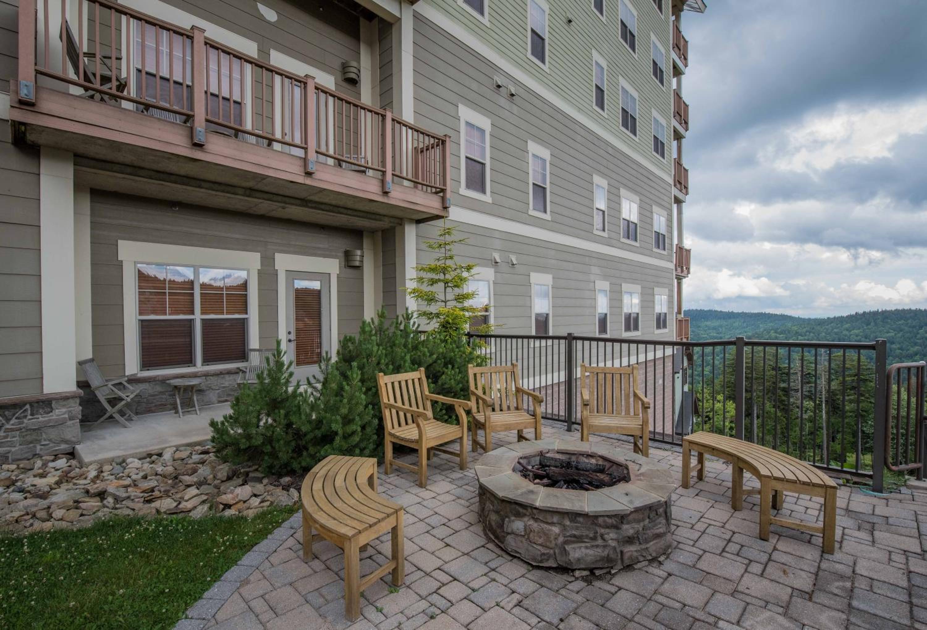 2 Br: Soaring Eagle #411: Luxury Lodging Great Amenities Slope Side!
