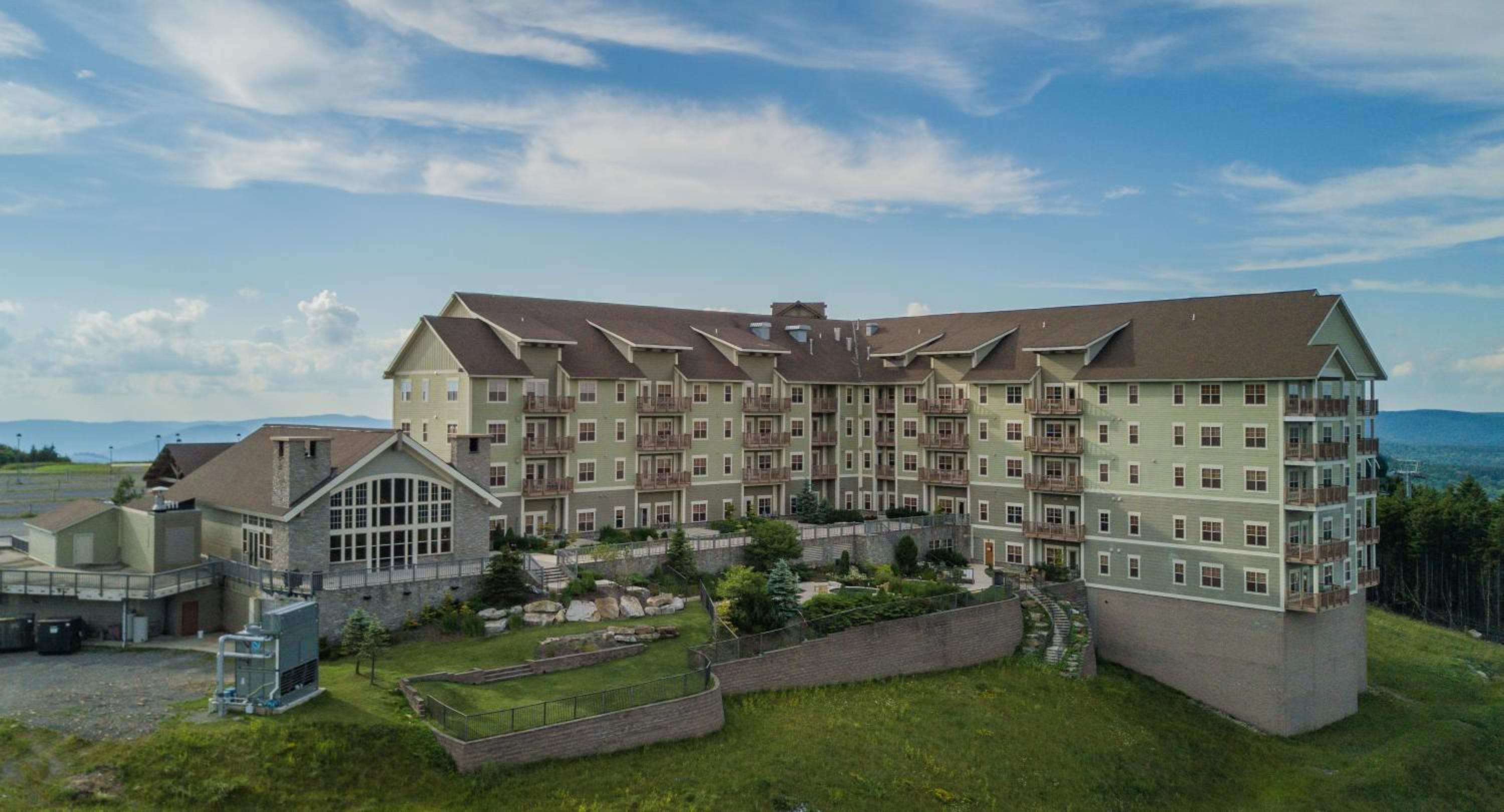 2 Br: Soaring Eagle #411: Luxury Lodging Great Amenities Slope Side!