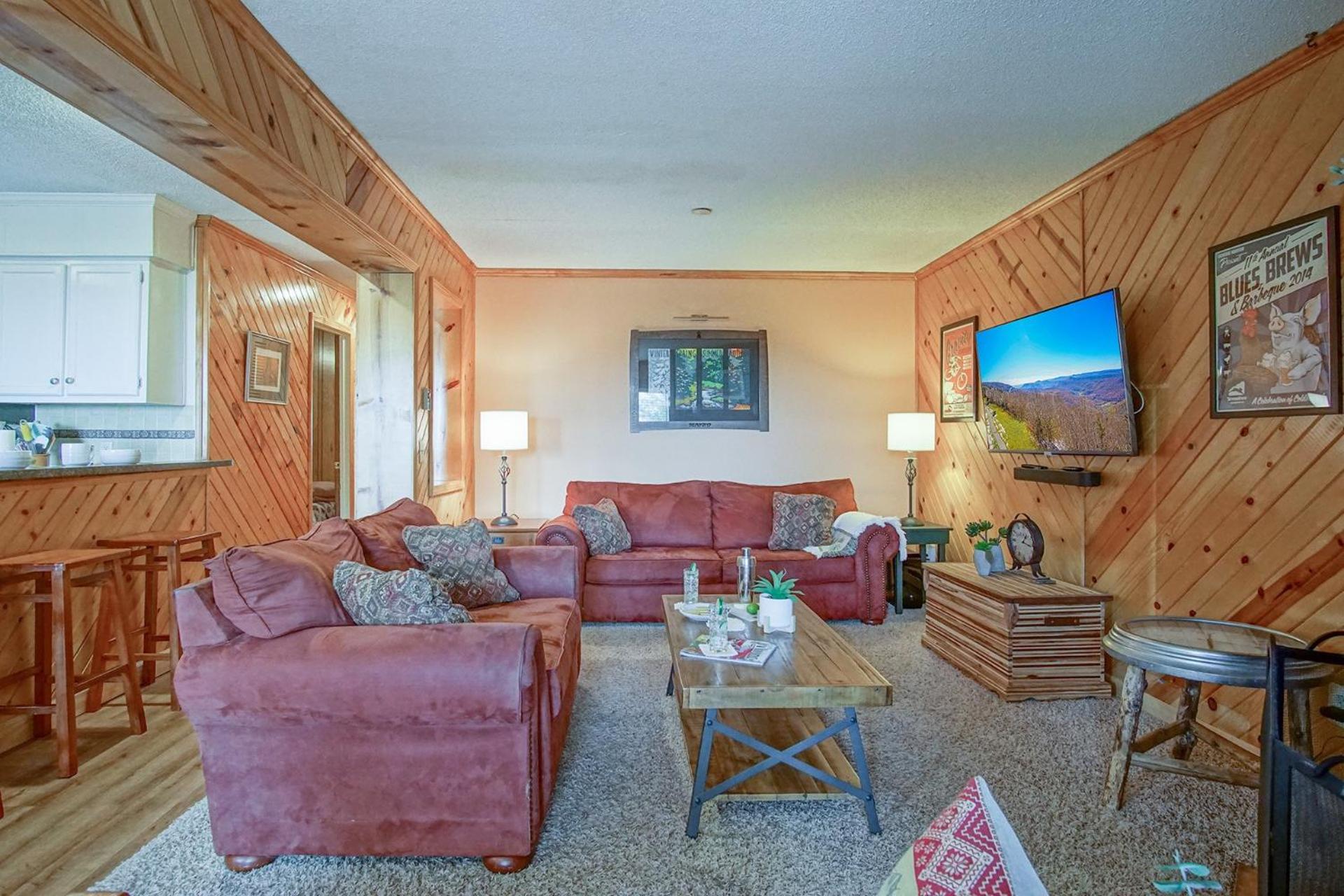 Summit 106C 3Br: Condo