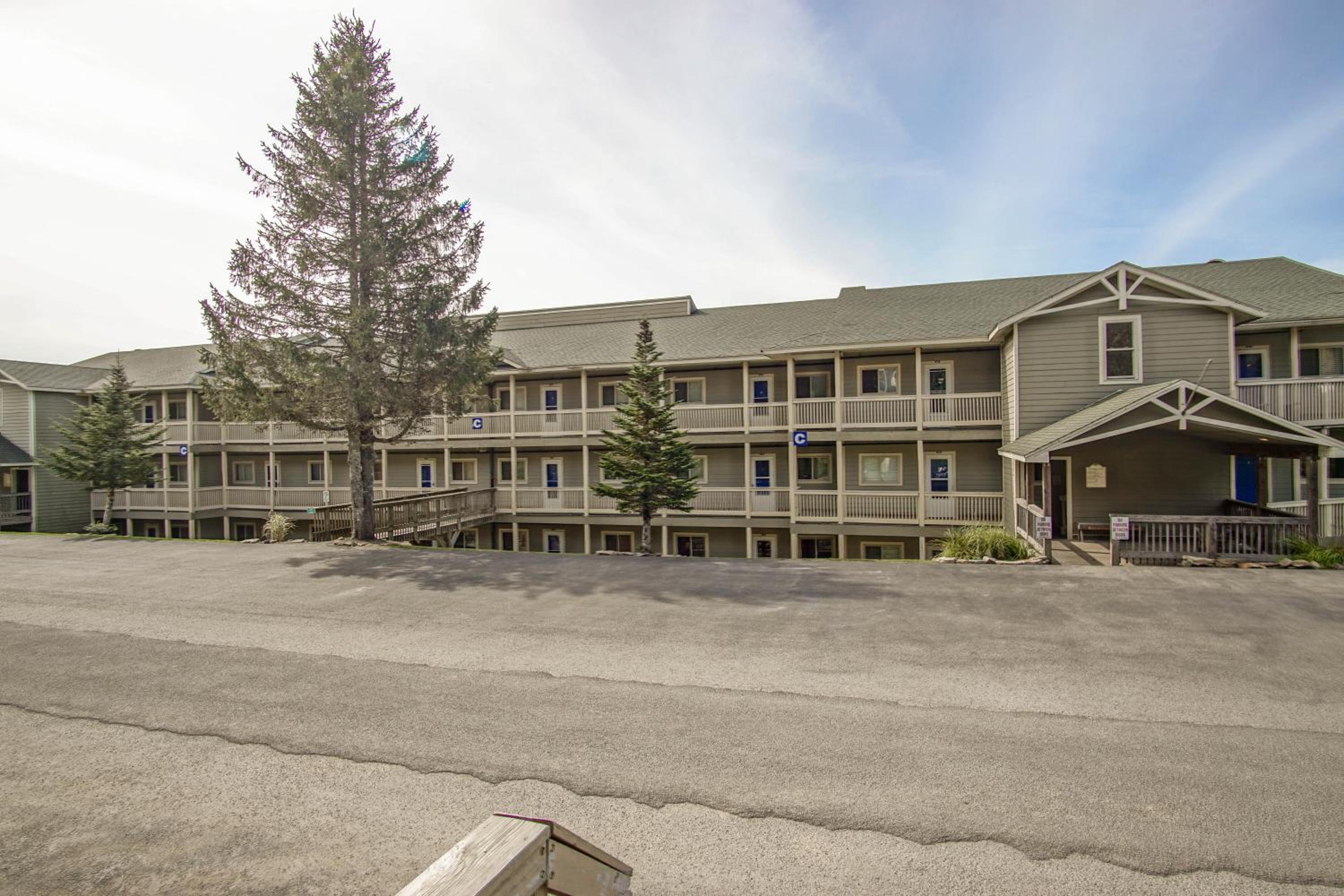 Summit 106C 3Br: Condo