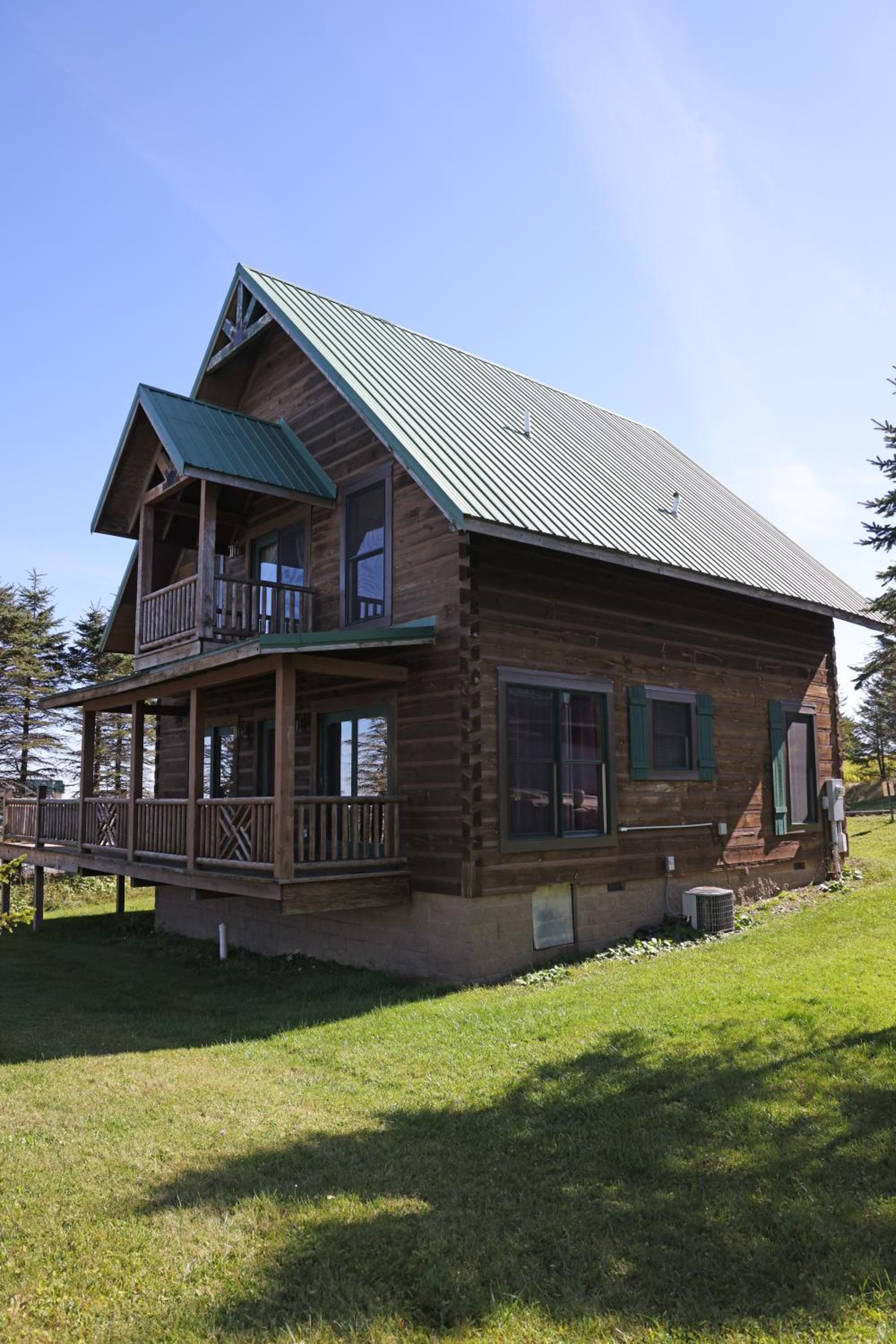 4 BR: Timbers #1 Stand alone Cabin