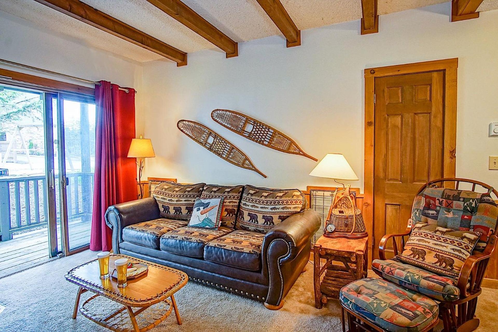 Whistlepunk #33: 1 Bedroom, 1 Full Bathroom: Slope Side, Wood Fireplace