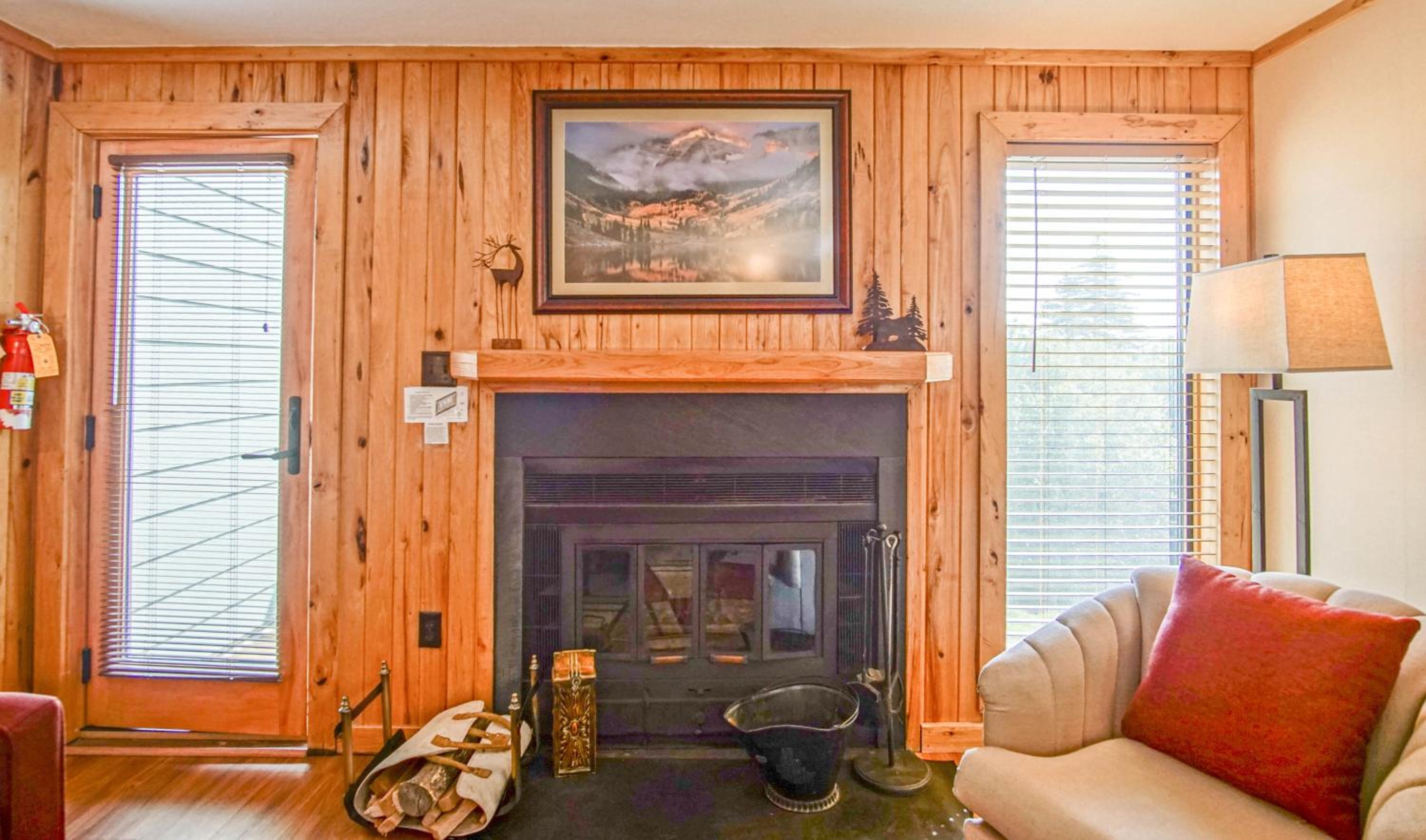 Powderidge 4 -Slope Side, Spacious 2 Br Condo