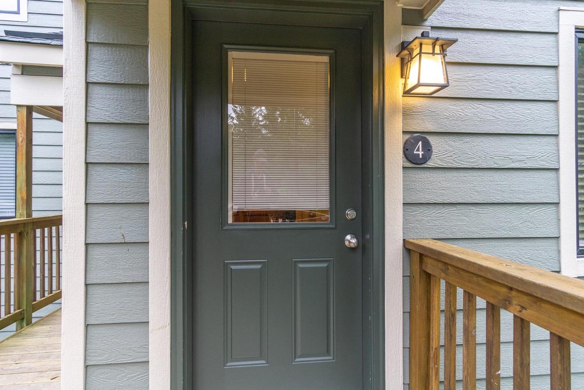 Powderidge 4 -Slope Side, Spacious 2 Br Condo
