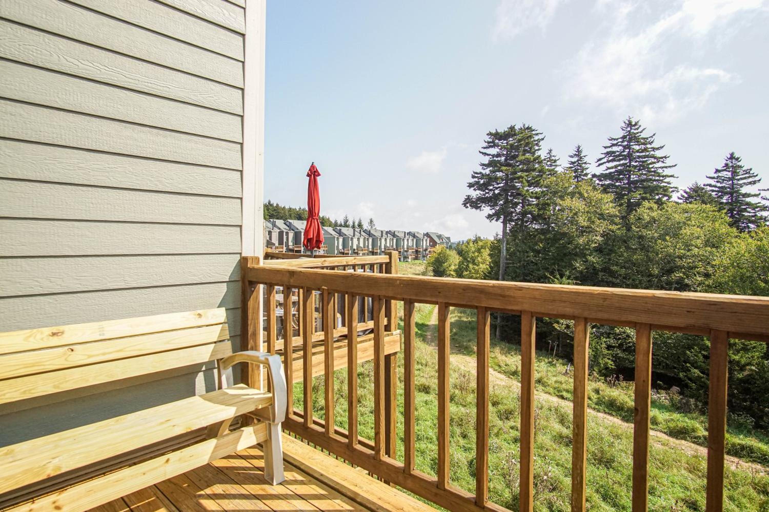 Powderidge 4 -Slope Side, Spacious 2 Br Condo