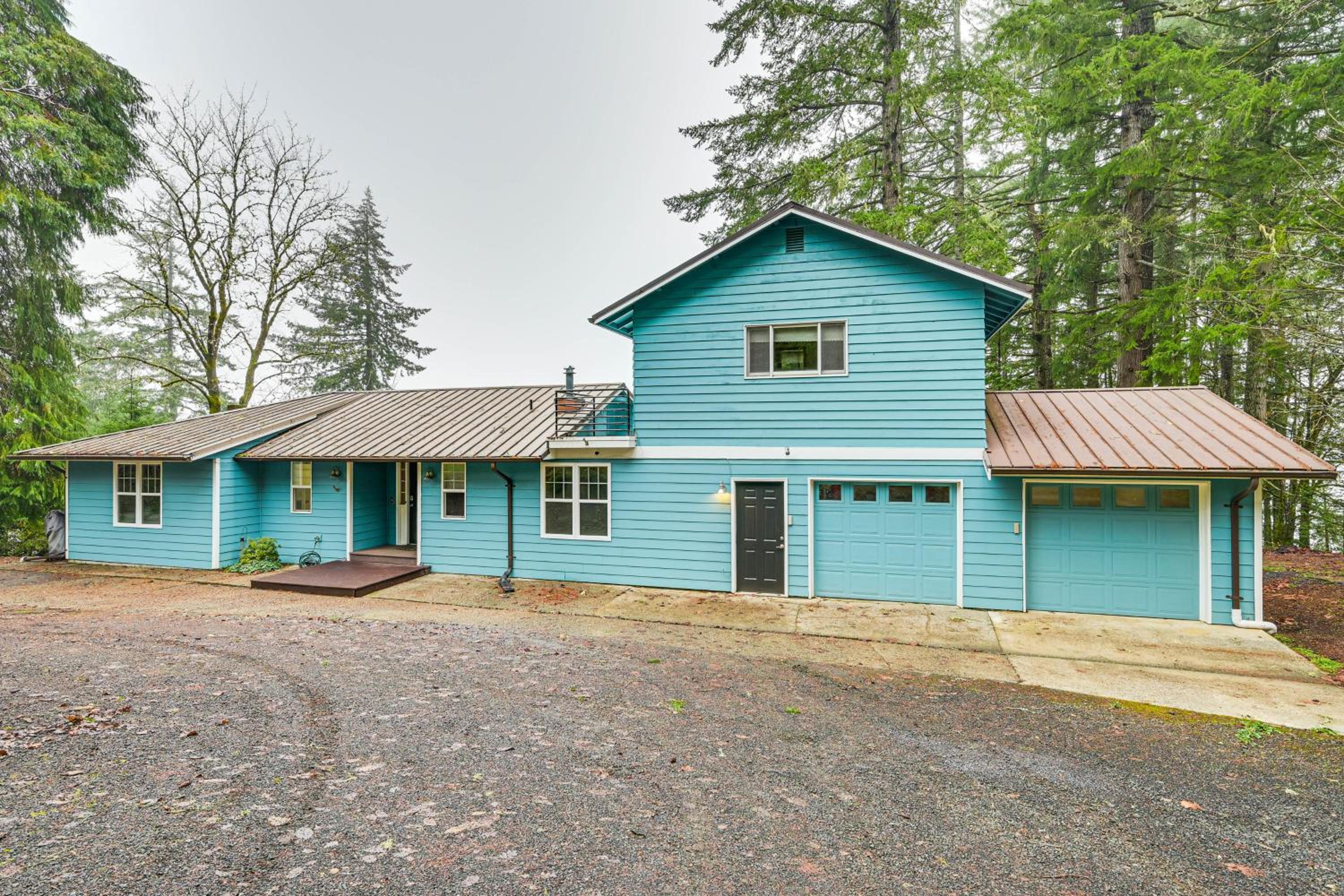 Private Beach, Stunning Views! Home on Oyster Bay!