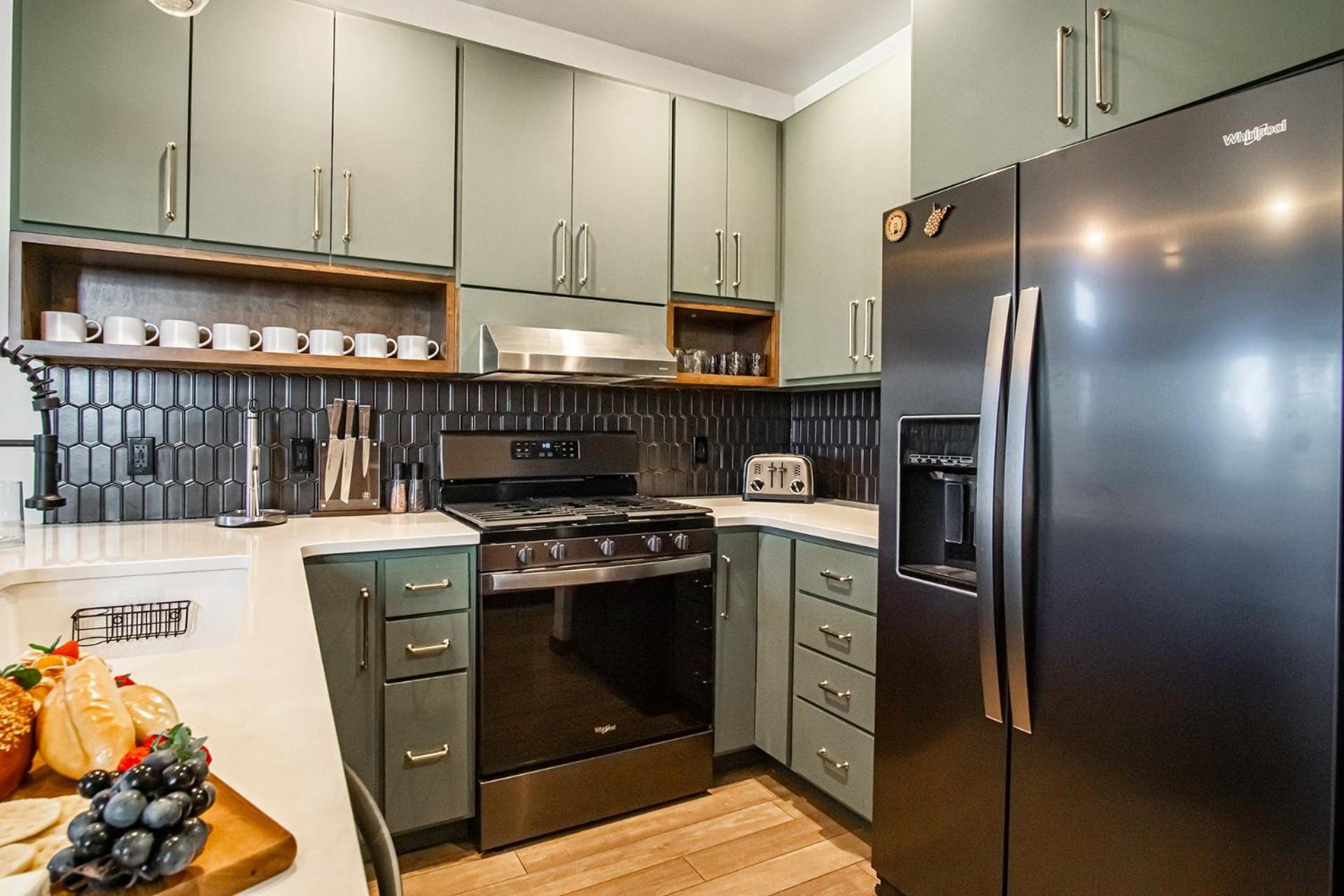 3 Bedroom: Coal Box Beautiful Unique Home Close to Slopes