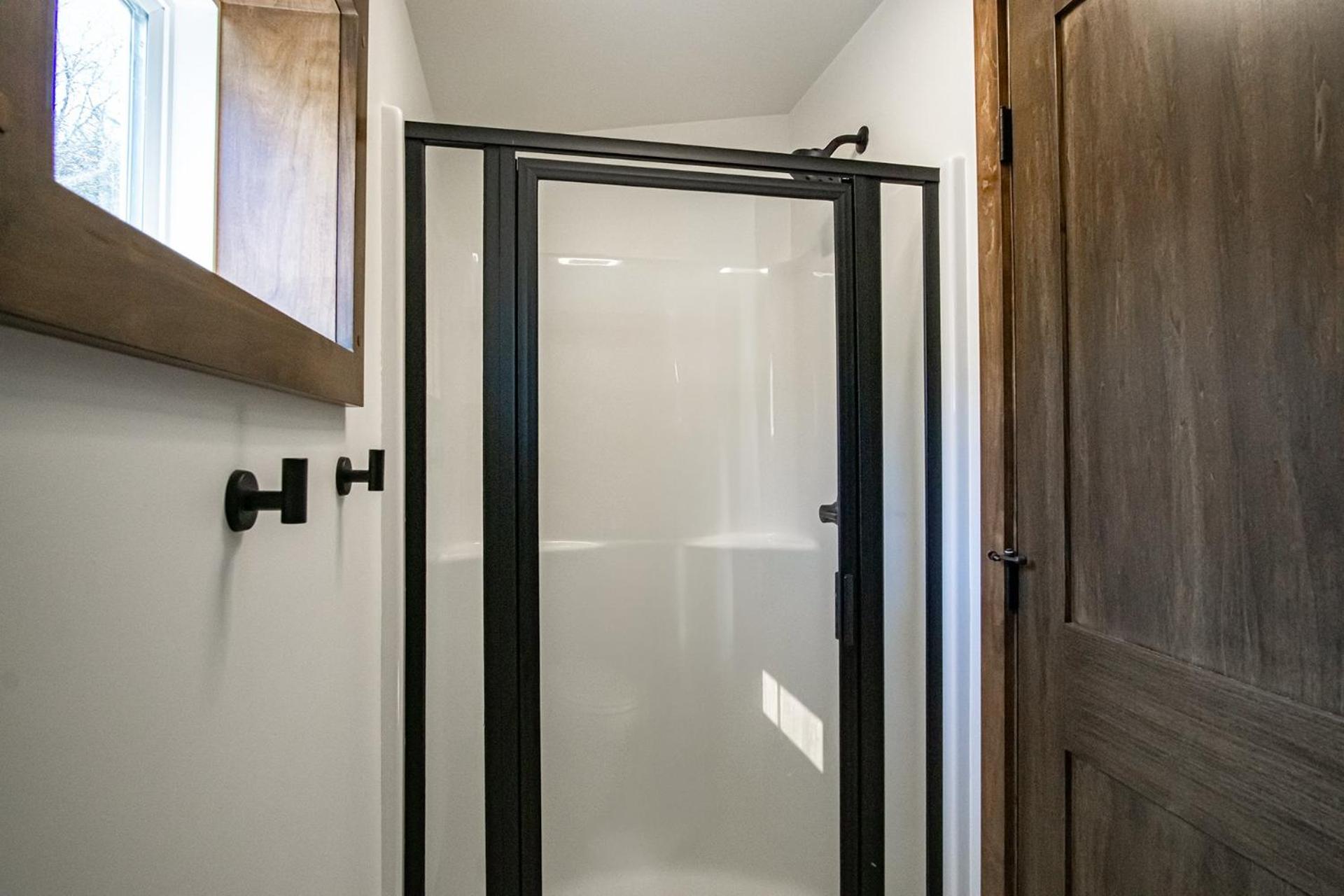 3 Bedroom: Coal Box Beautiful Unique Home Close to Slopes