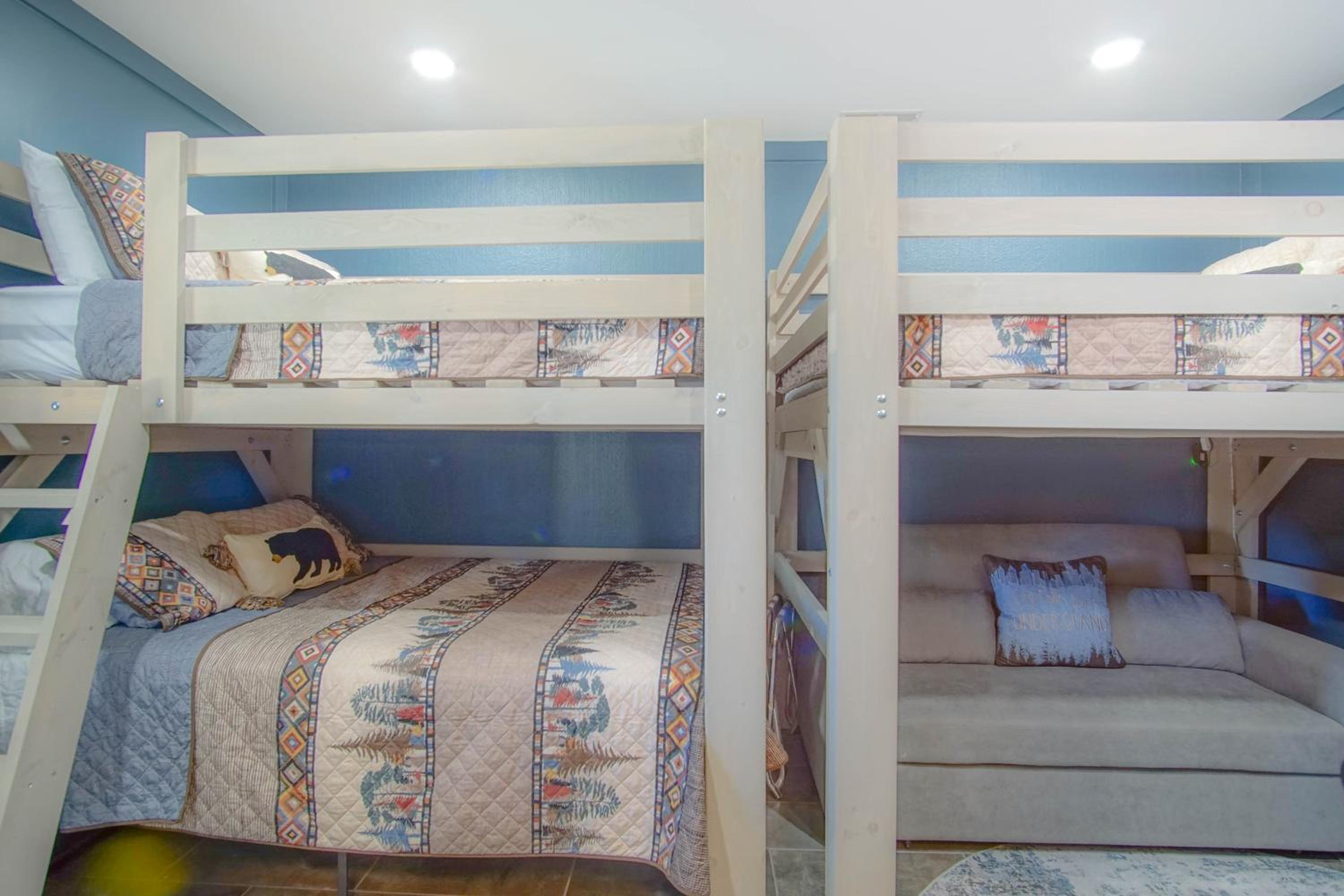 Loggers Run 6, Five Bedrooms