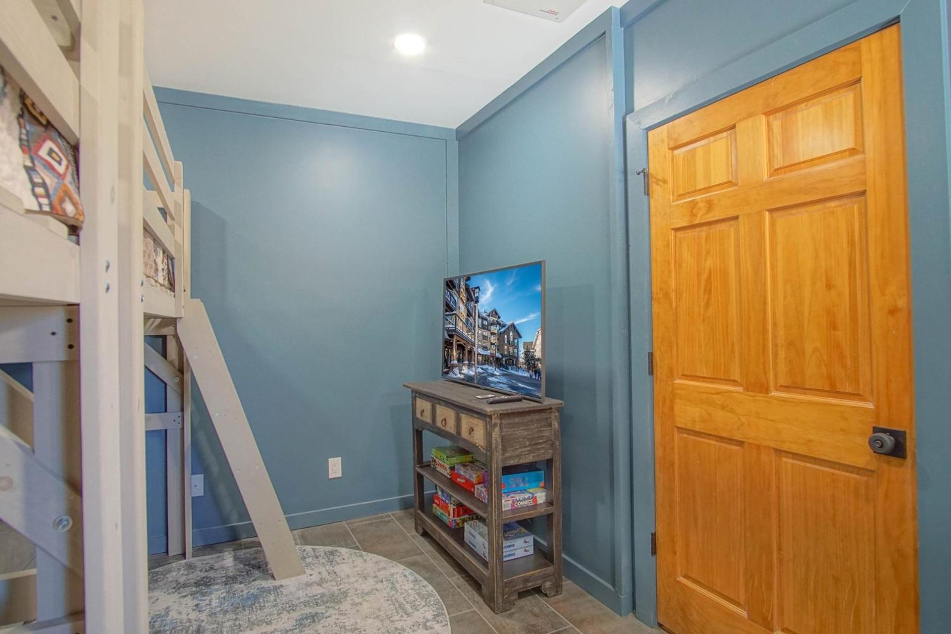 Loggers Run 6, Five Bedrooms