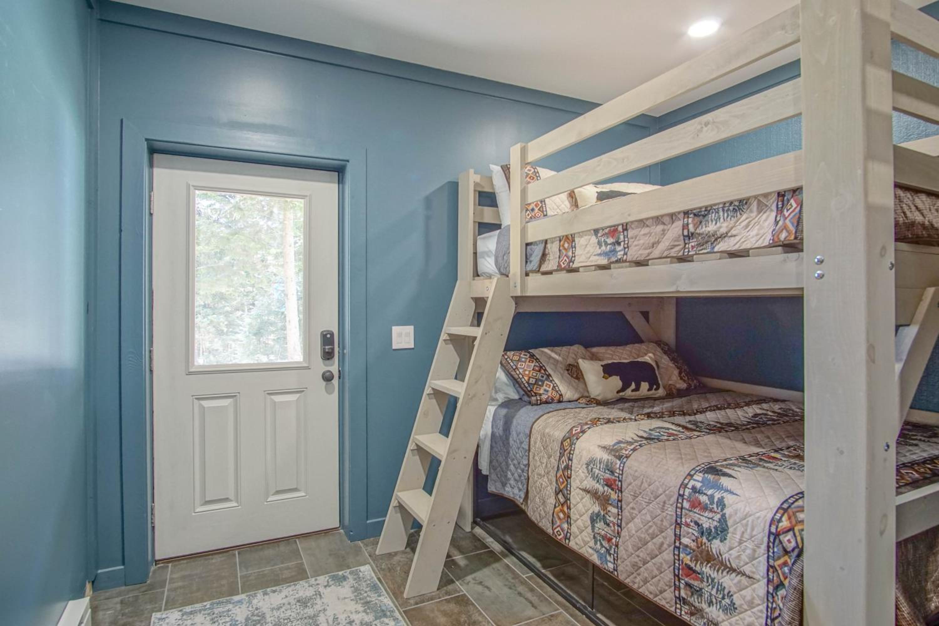 Loggers Run 6, Five Bedrooms