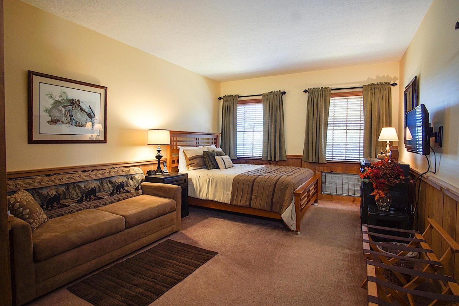 Whistlepunk 20 Wilderness Hideaway, Slope Side, Spacious 2 Br Condo
