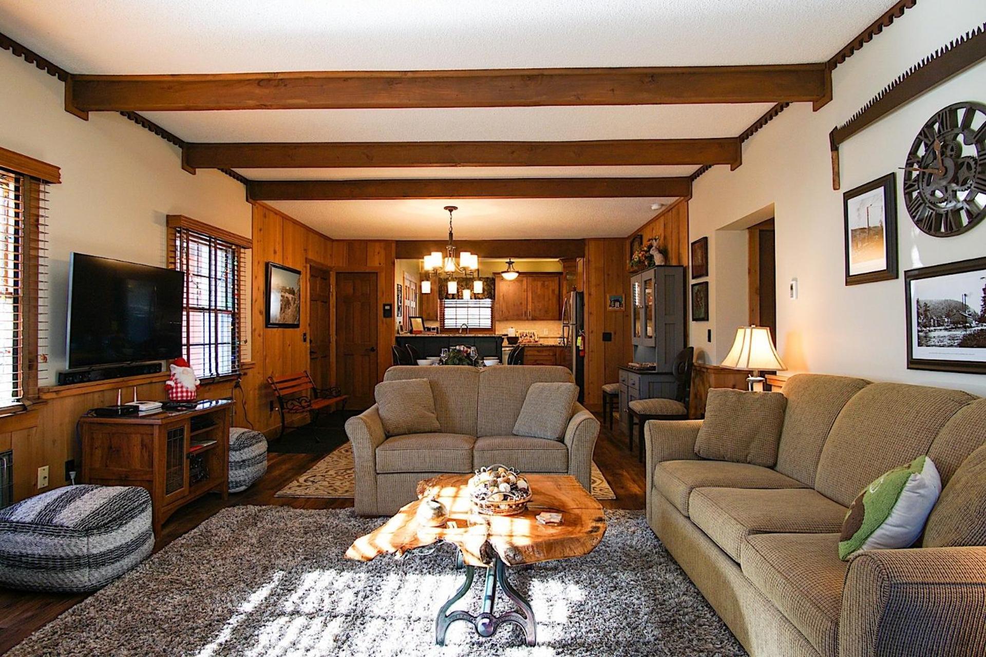 Whistlepunk 20 Wilderness Hideaway, Slope Side, Spacious 2 Br Condo