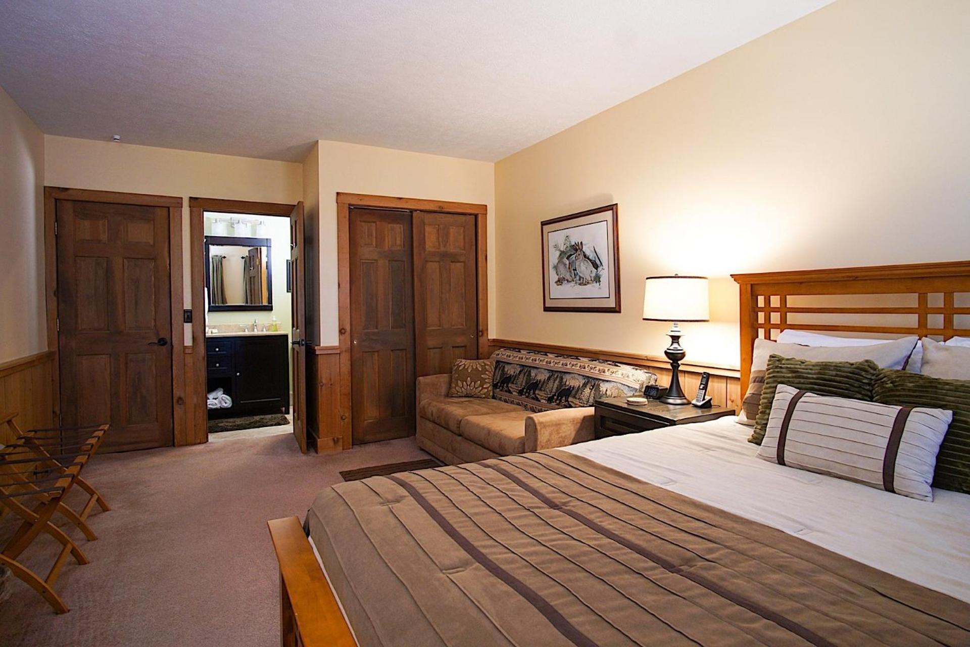 Whistlepunk 20 Wilderness Hideaway, Slope Side, Spacious 2 Br Condo