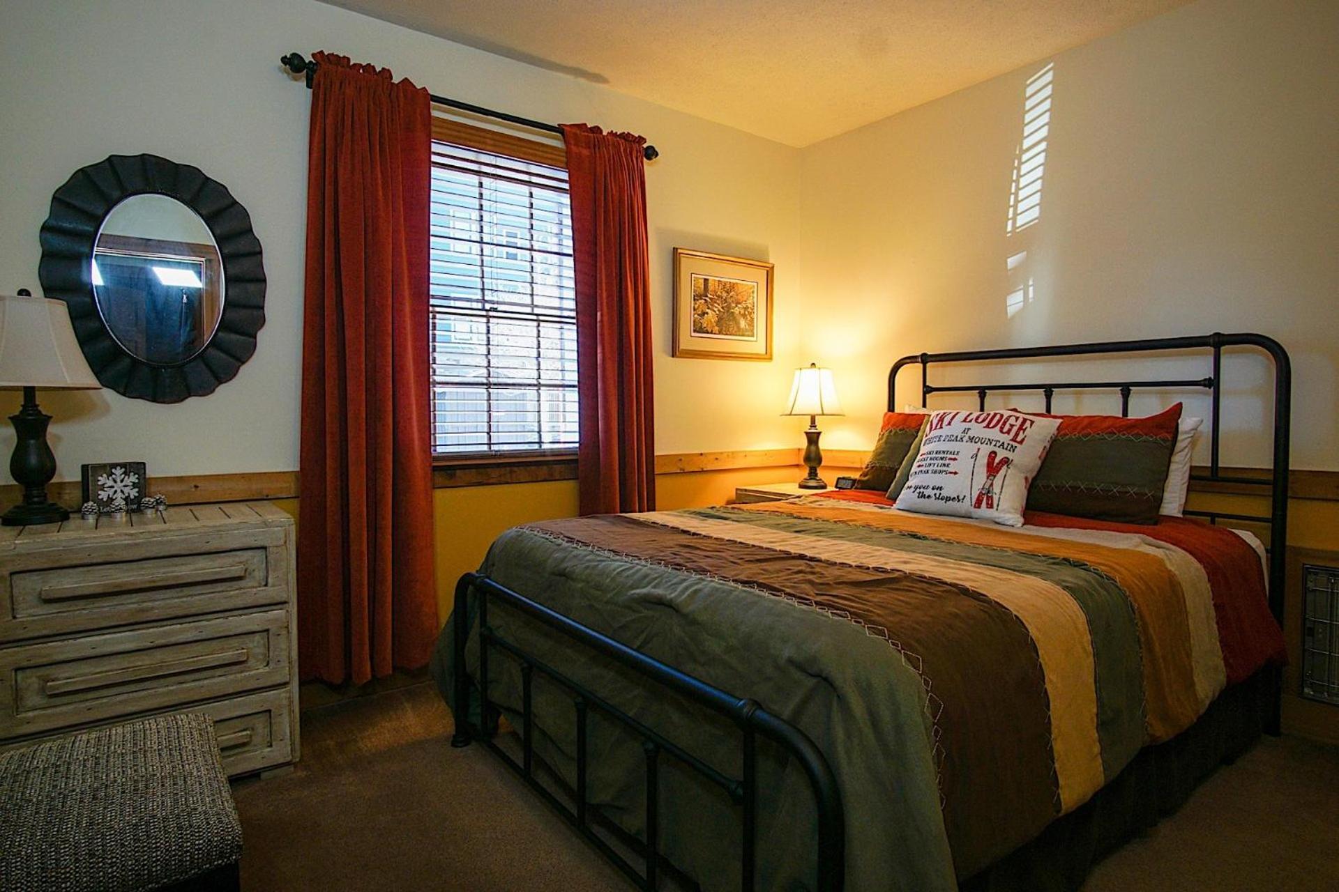 Whistlepunk 20 Wilderness Hideaway, Slope Side, Spacious 2 Br Condo