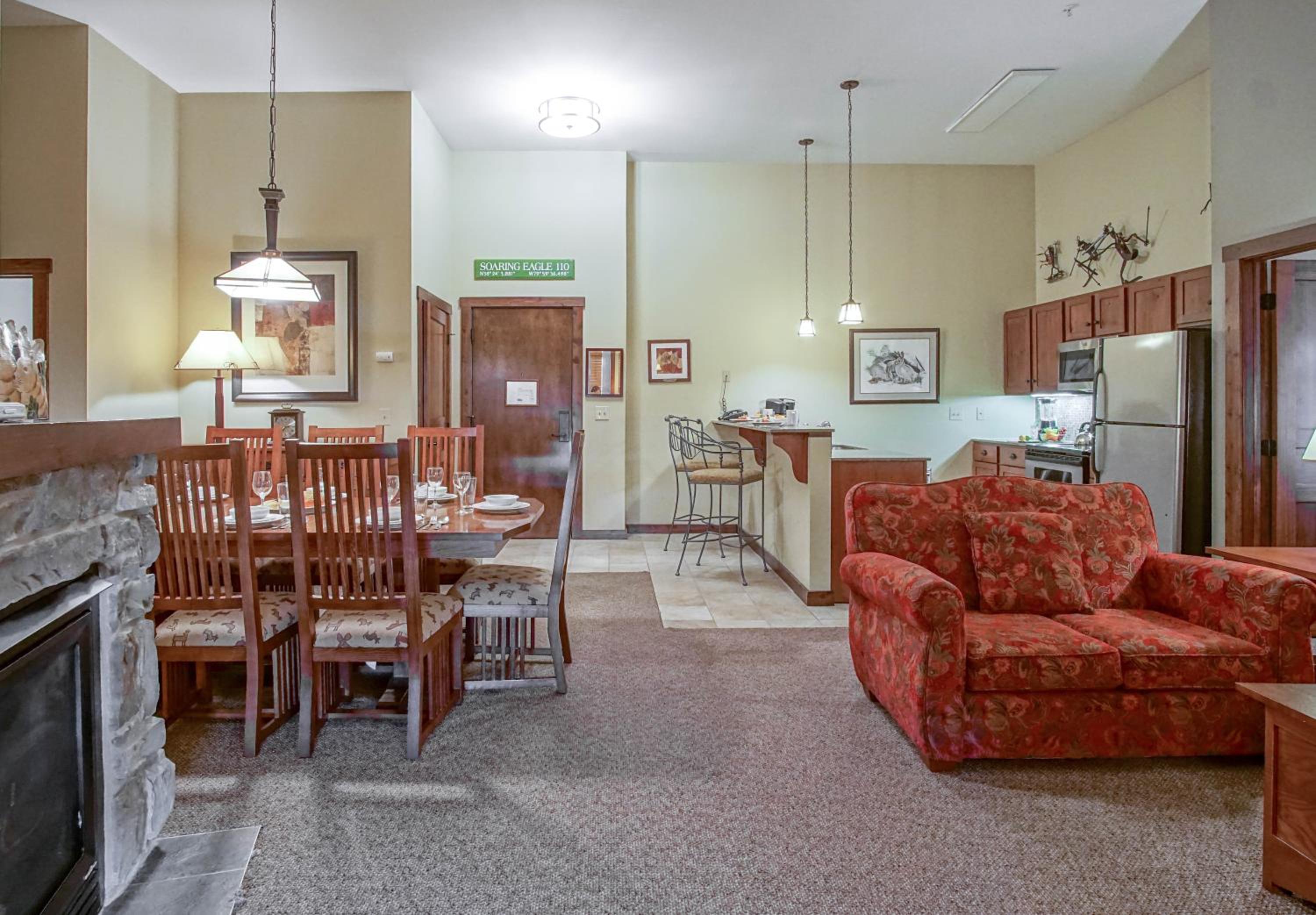 Soaring Eagle #110: 2 Bedrooms, 2 Full Baths: Slope Side