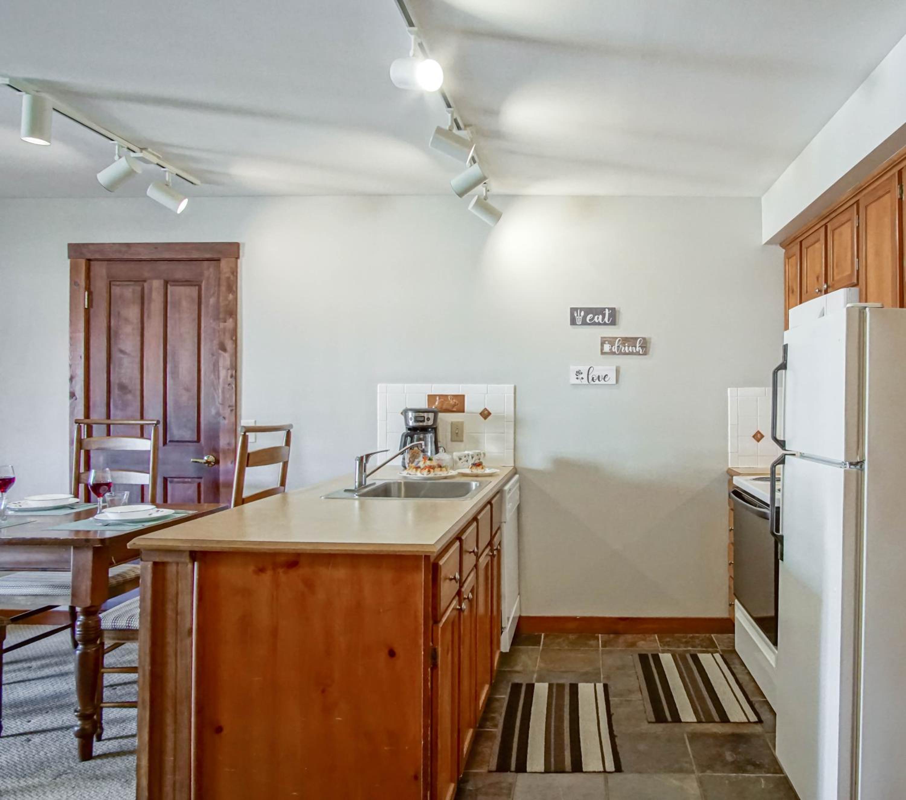 Rimfire 322 - Pocahontas Sunrise Perfect Location Sleeps 4