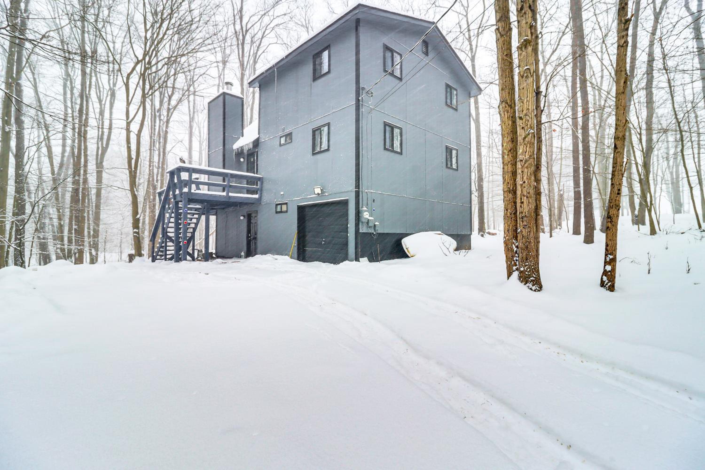 Scenic Views! Clifton Twp Chalet with Fire Pit, Deck