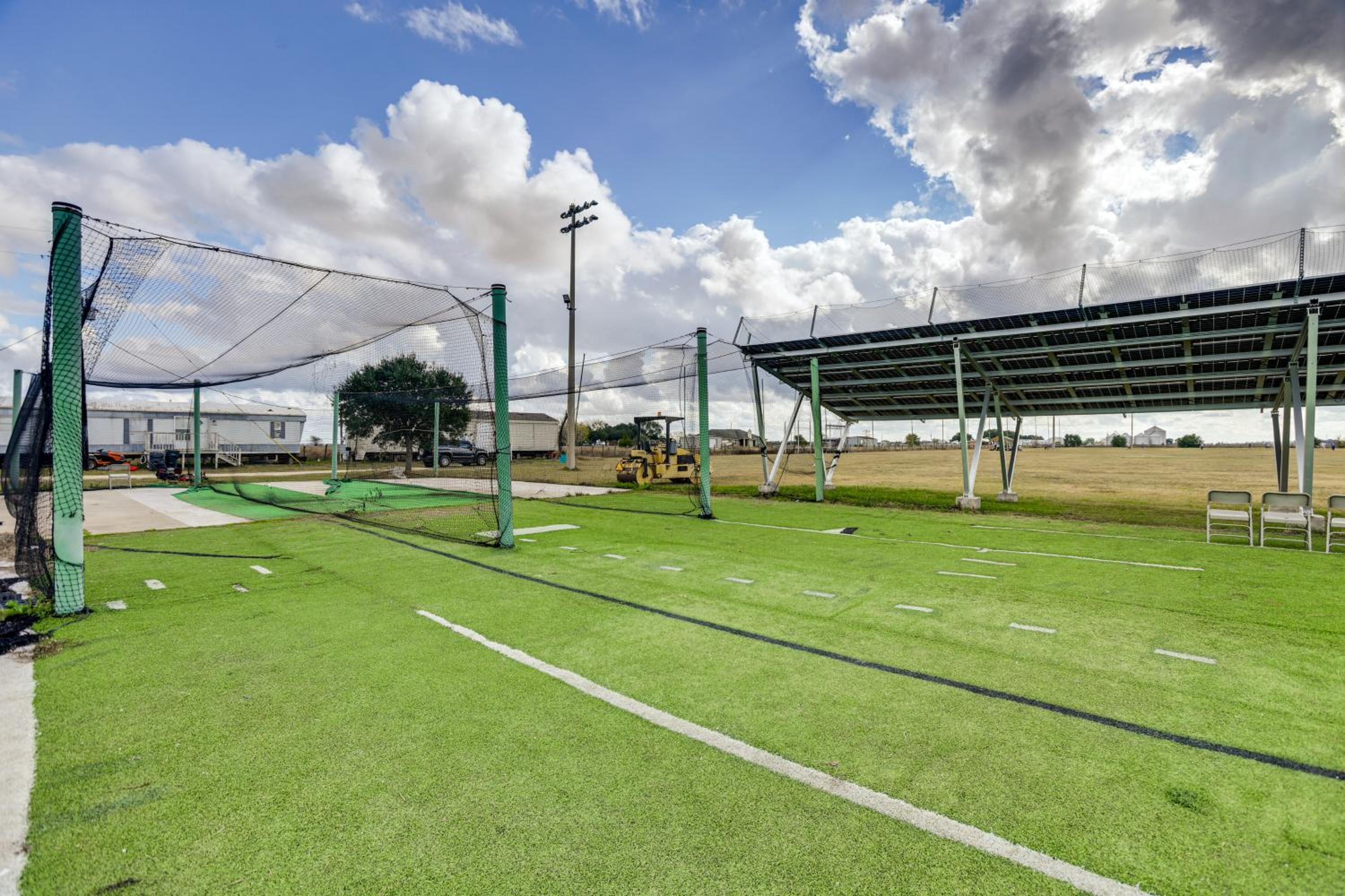 Sports Complex On-Site! Houston Area Family Home
