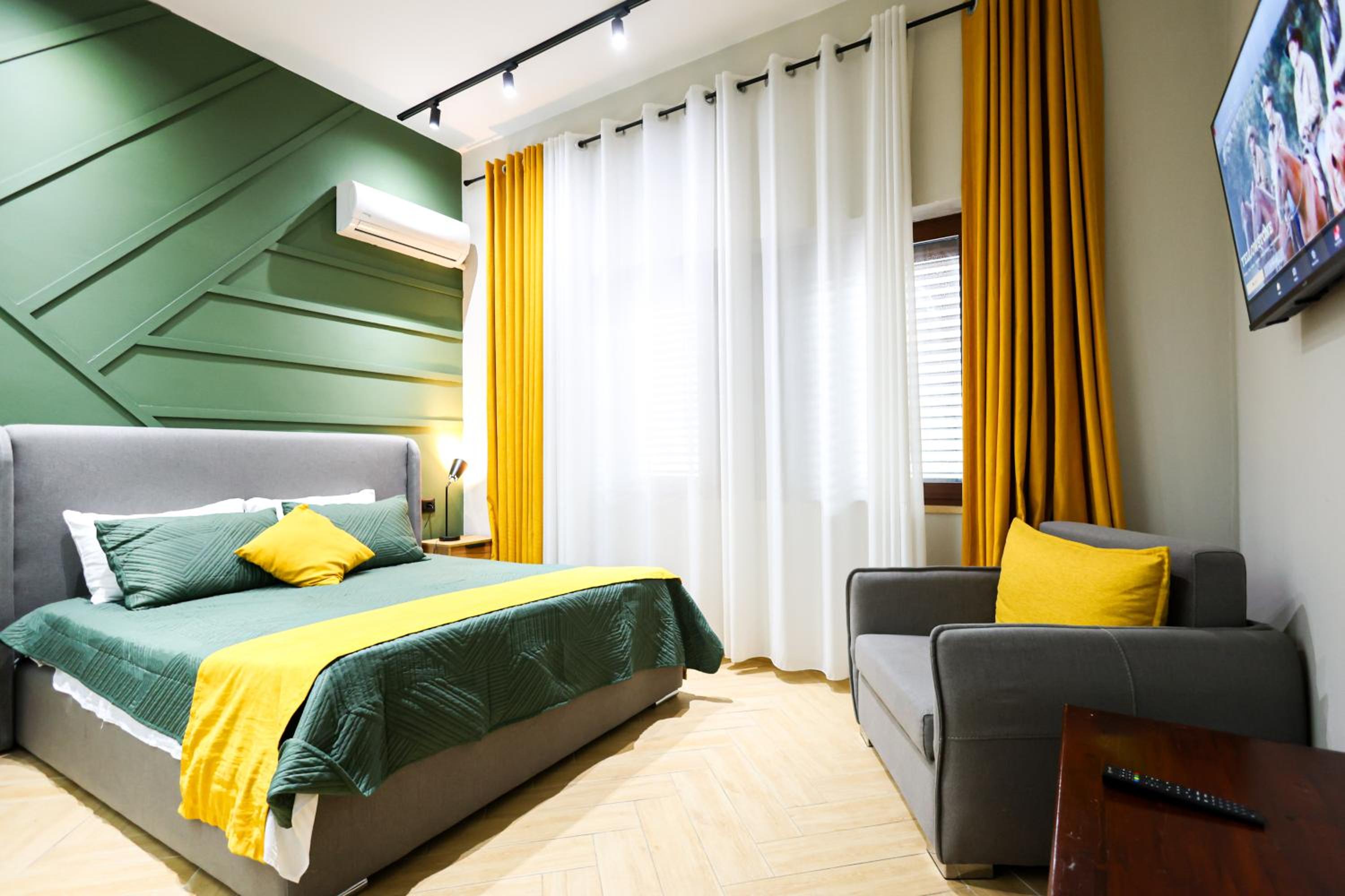 Grandstay Central